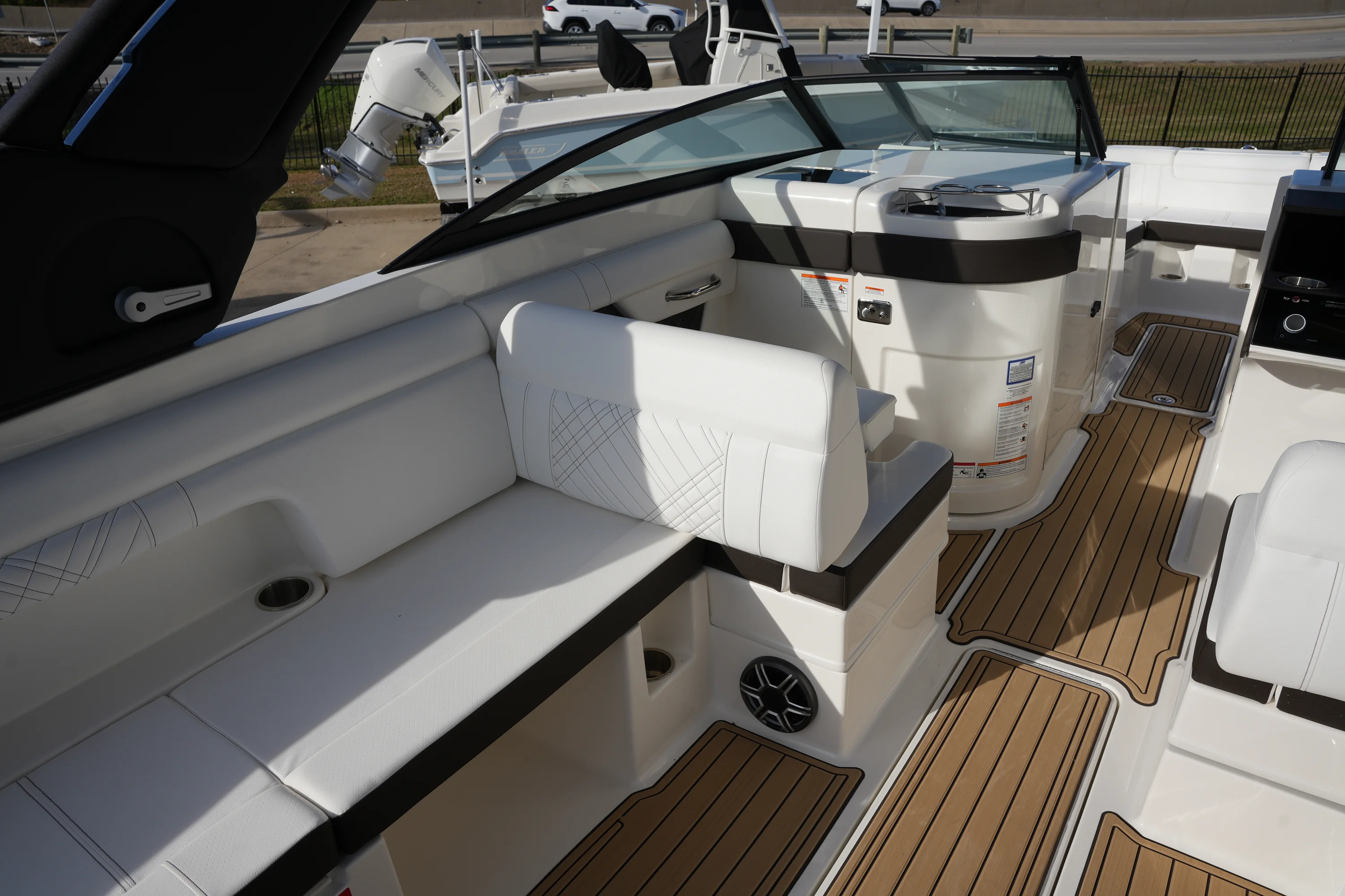 2026 Sea Ray SDX 290 Image Thumbnail #19