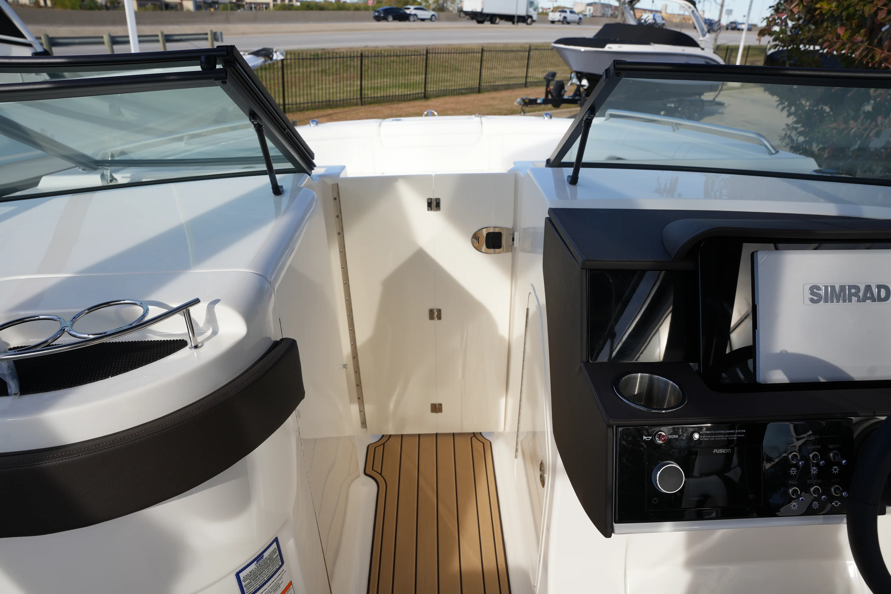 2026 Sea Ray SDX 290 Image Thumbnail #34