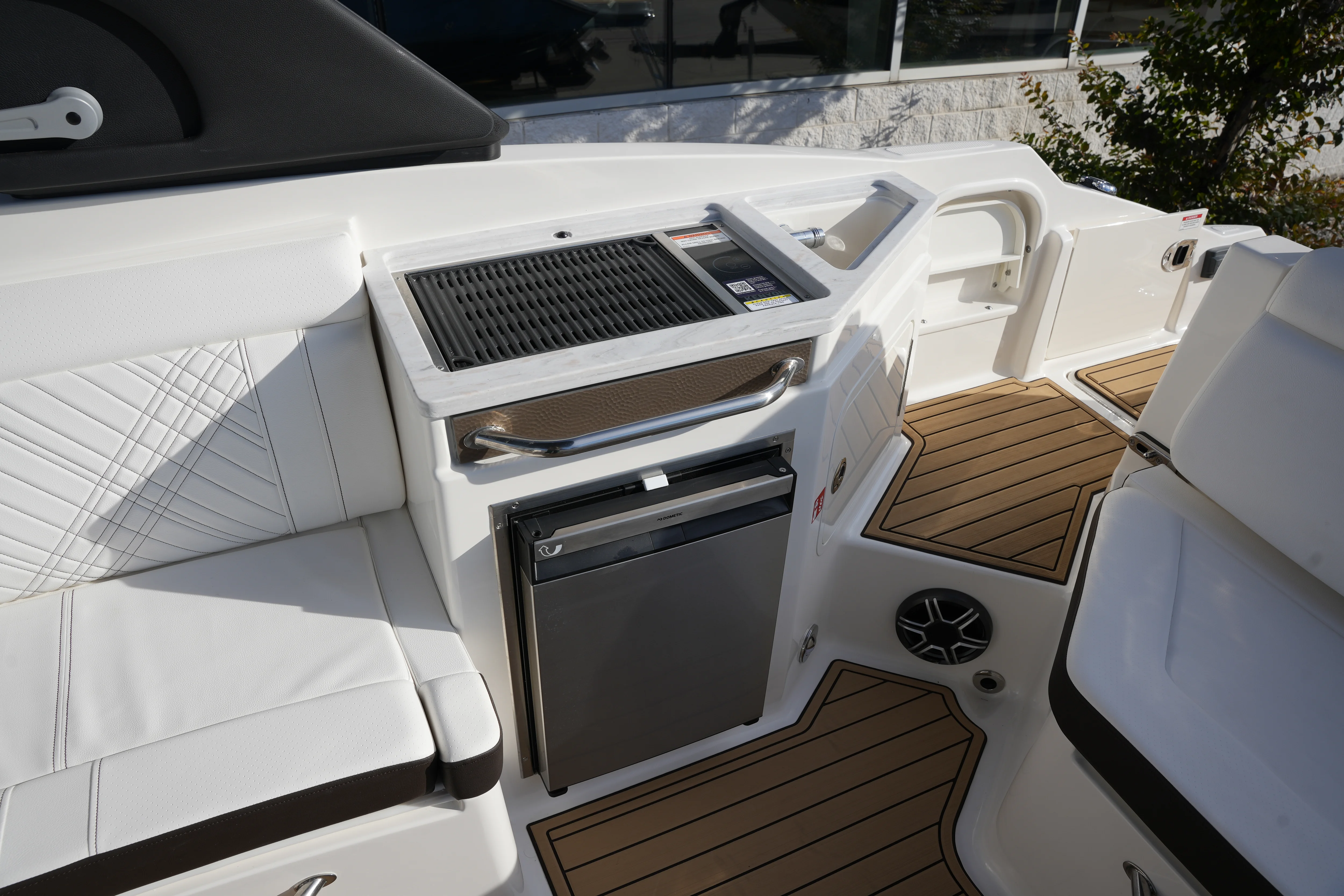 2026 Sea Ray SDX 290 Image Thumbnail #16