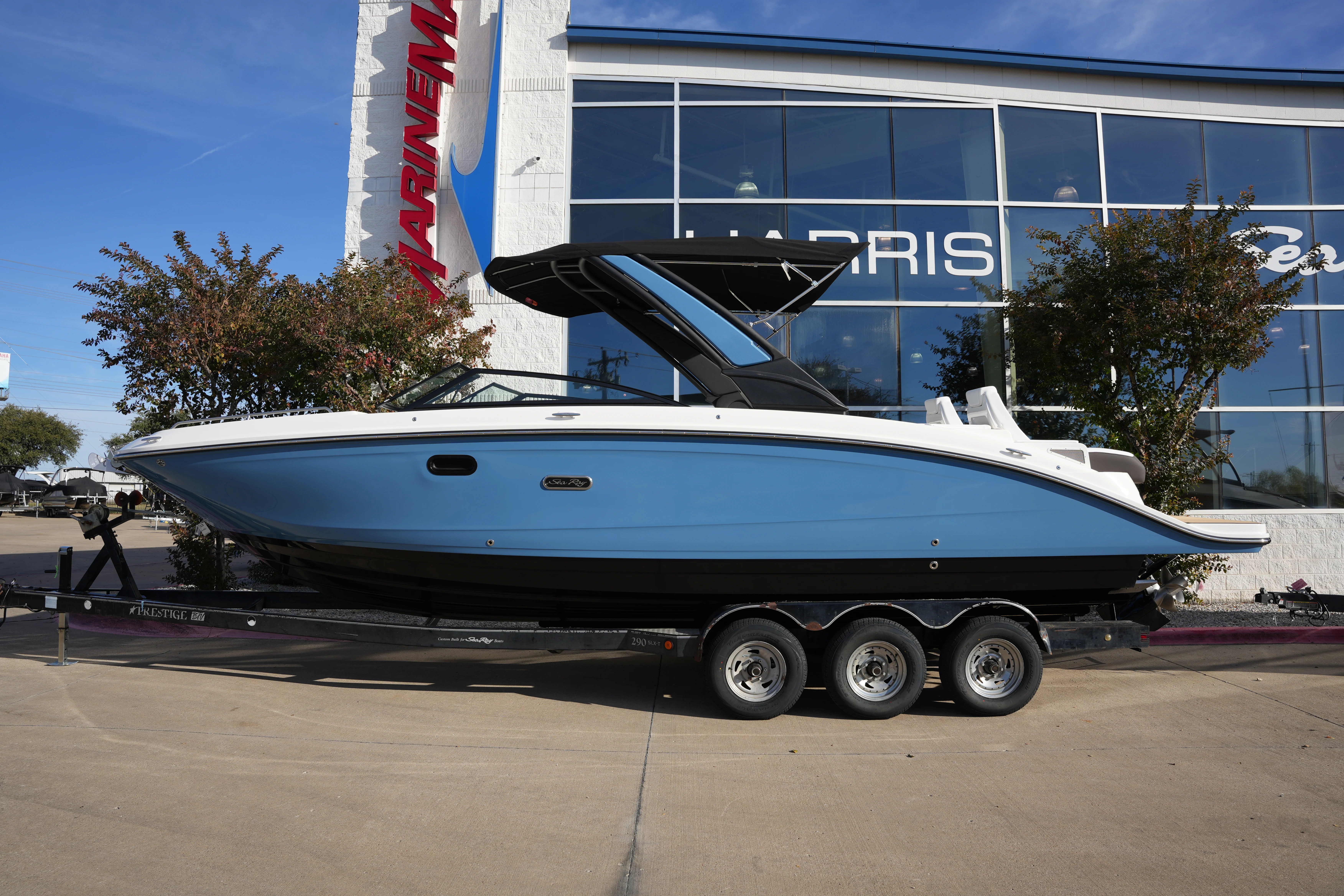 2026 Sea Ray SDX 290