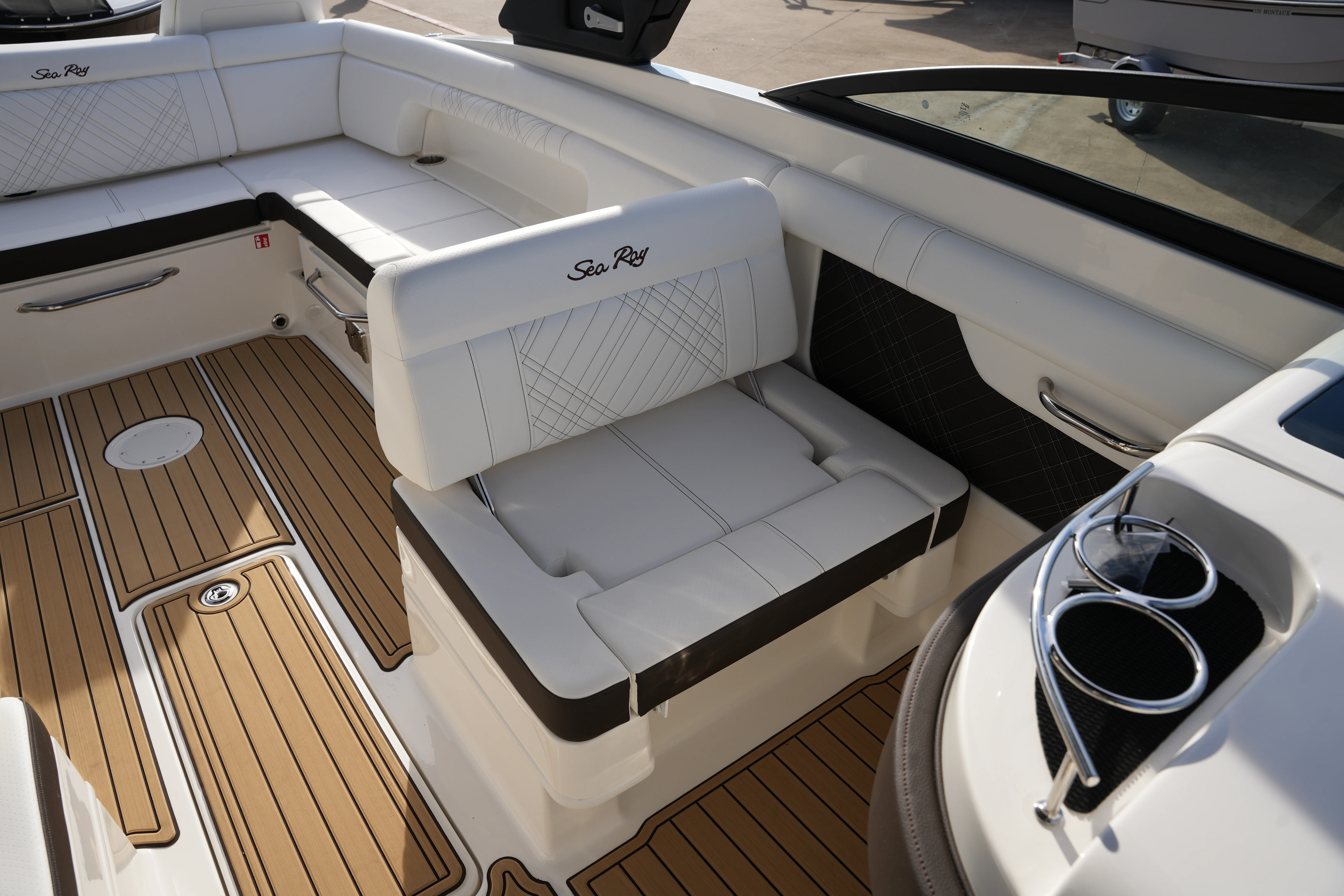 2026 Sea Ray SDX 290 Image Thumbnail #27