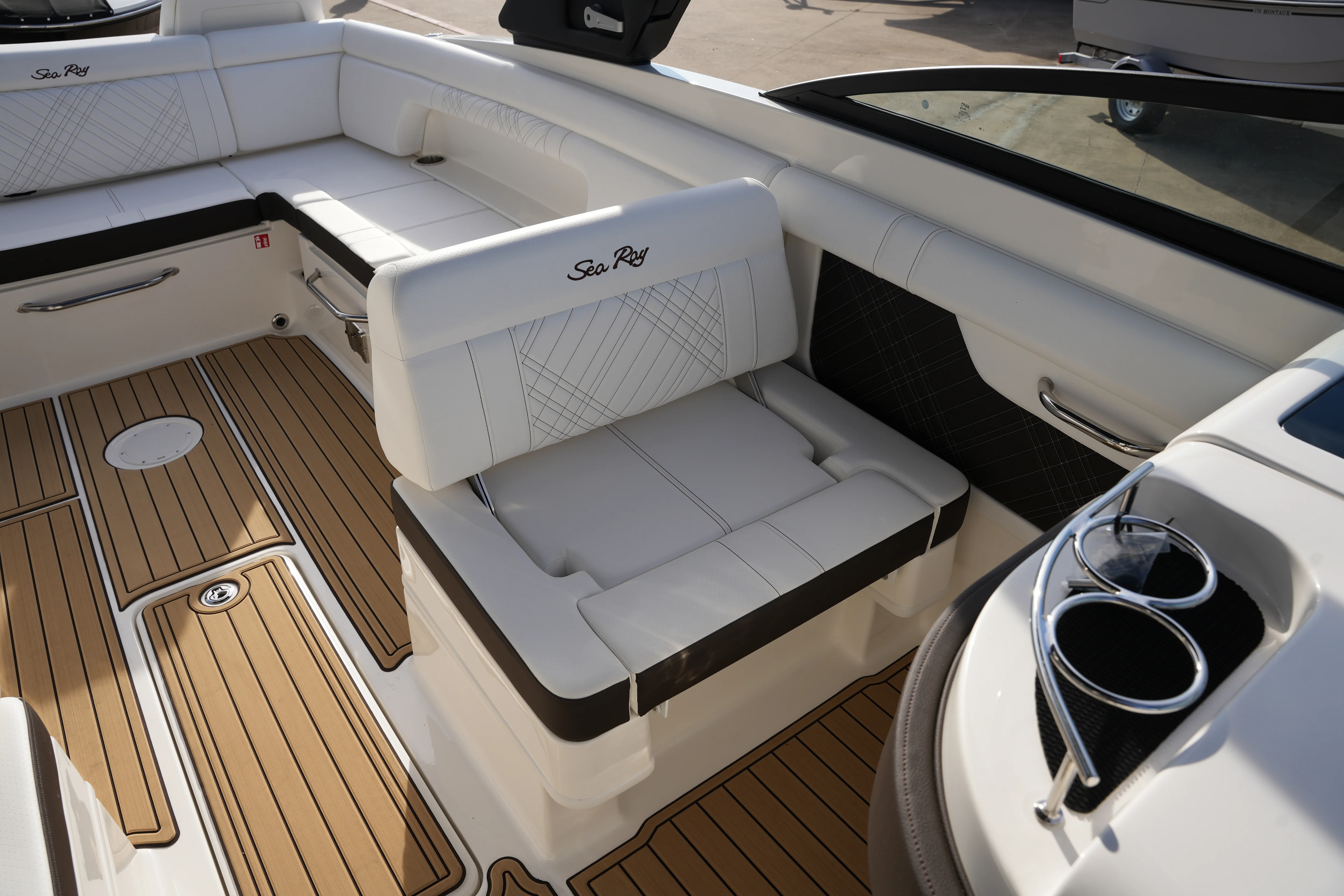 2026 Sea Ray SDX 290 Image Thumbnail #27