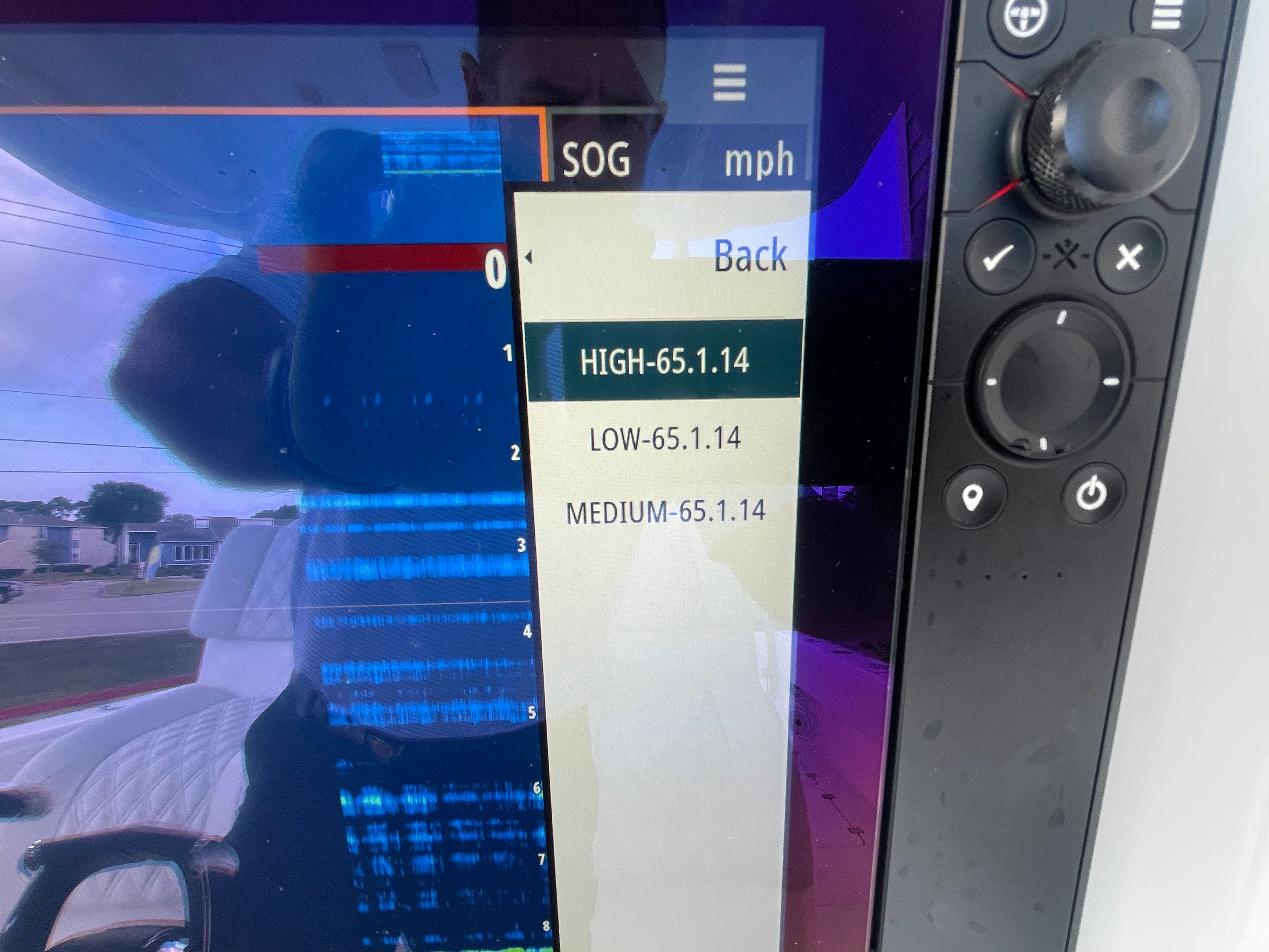 2022 Invincible 33 CAT Image Thumbnail #25