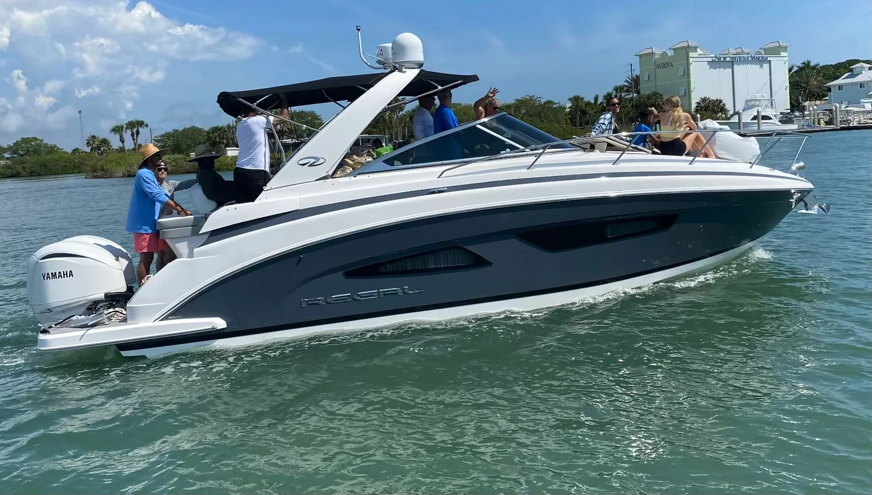 2022 Regal 33 XO Image Thumbnail #15