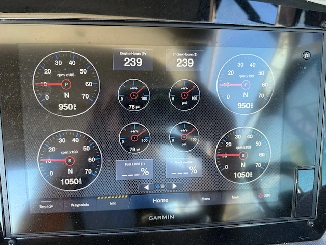 2022 Regal 33 XO Image Thumbnail #10