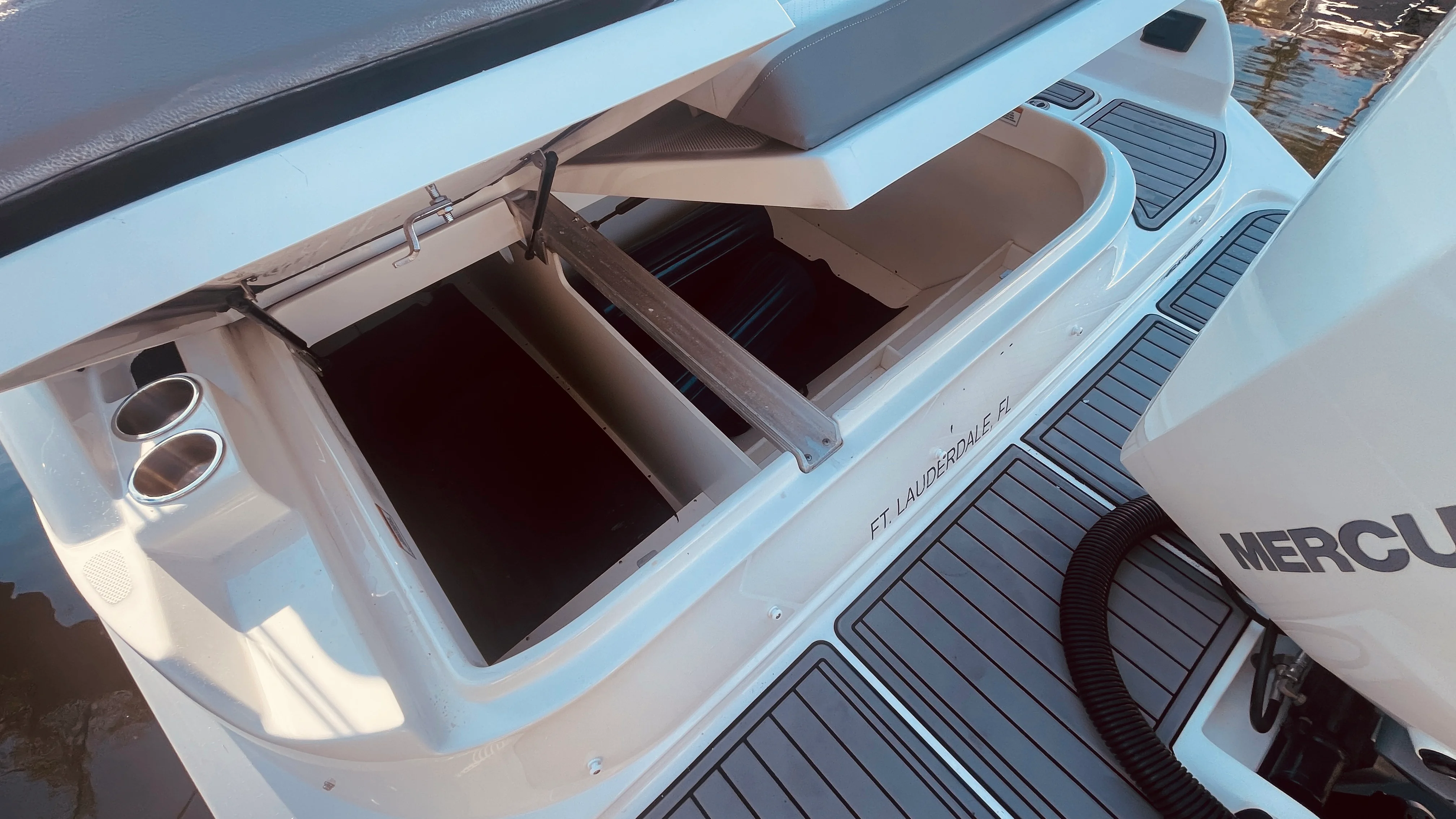 2023 Sea Ray 270 SPX OB Image Thumbnail #37