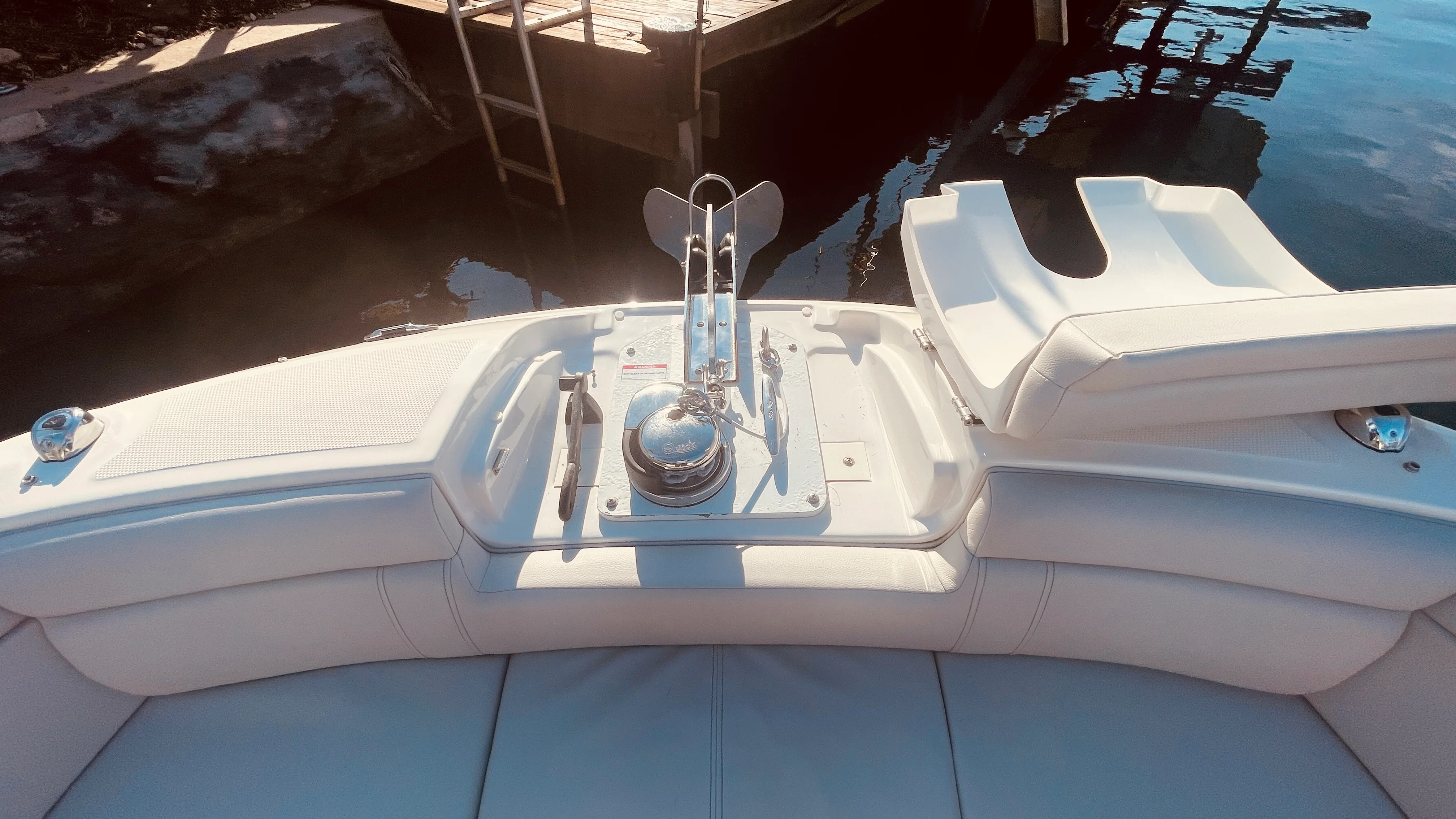 2023 Sea Ray 270 SPX OB Image Thumbnail #10