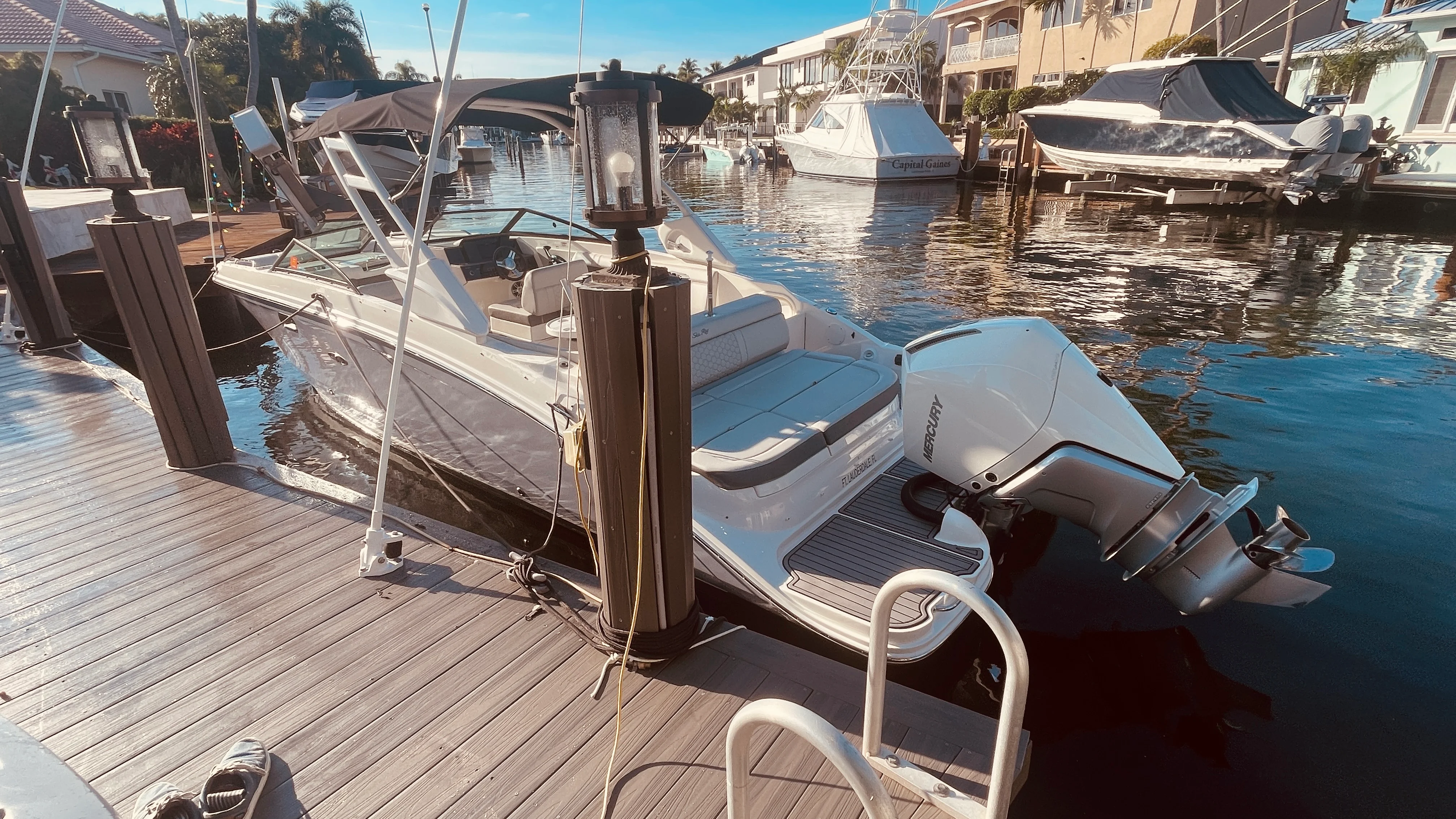 2023 Sea Ray 270 SPX OB Image Thumbnail #7