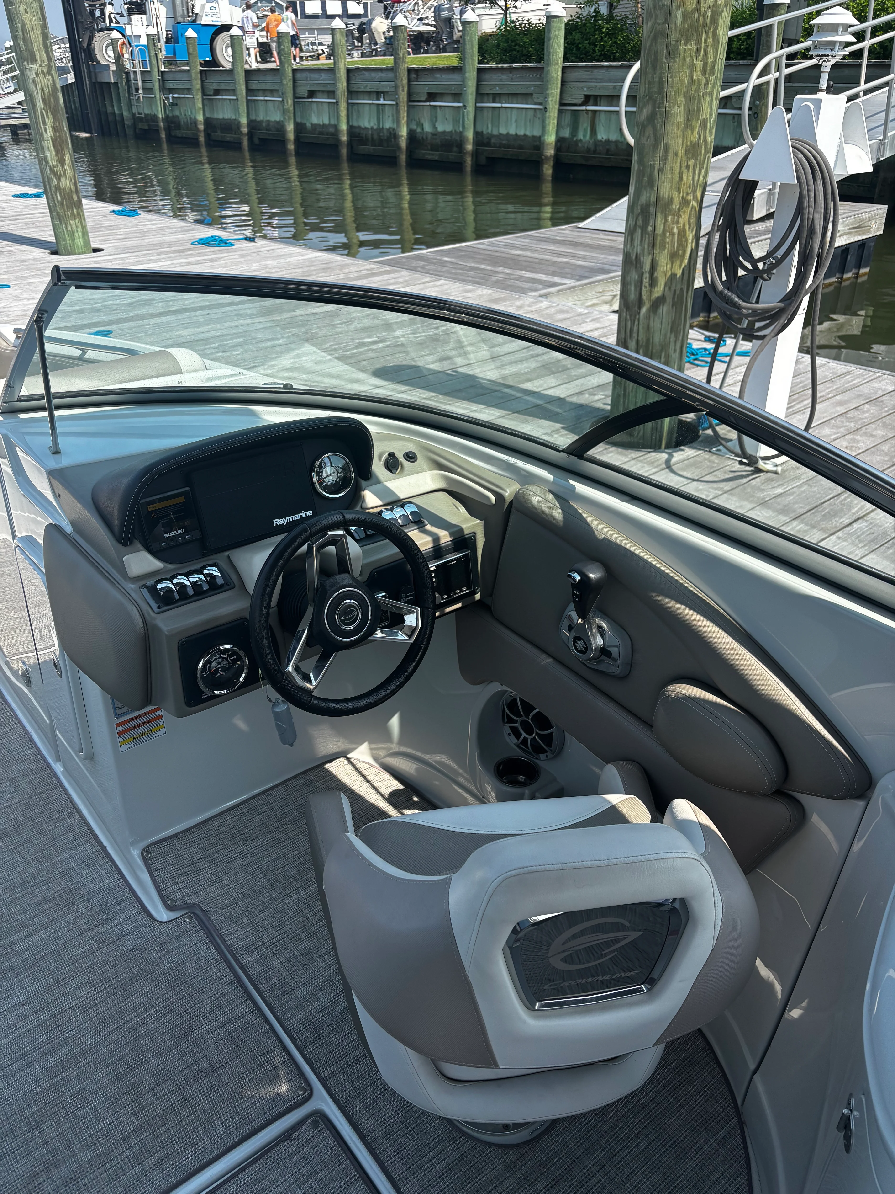 2019 Crownline 285 XS Image Thumbnail #25
