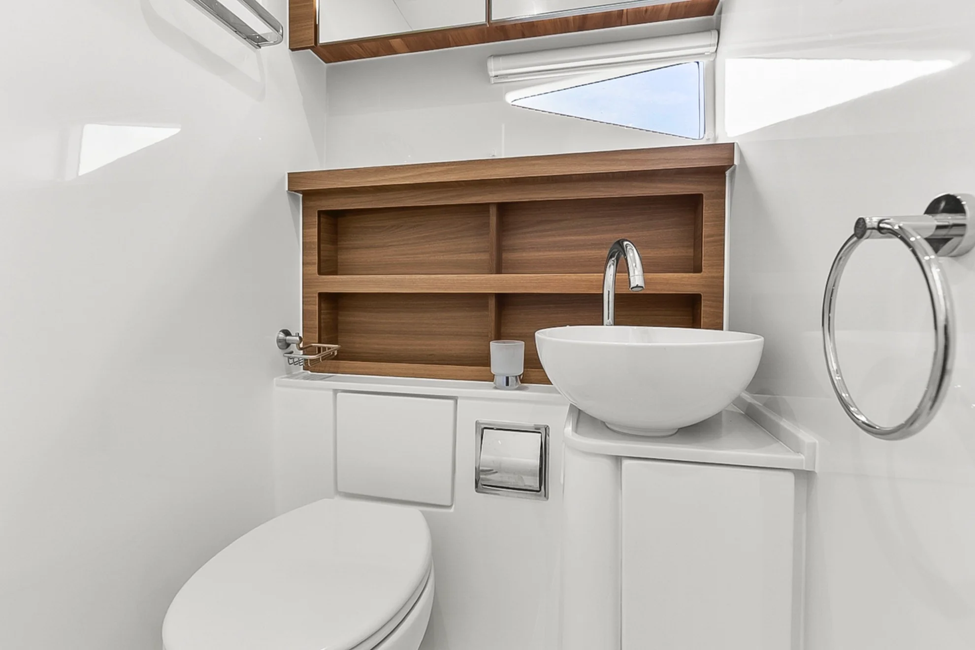 2022 Aquila 54 Image Thumbnail #28