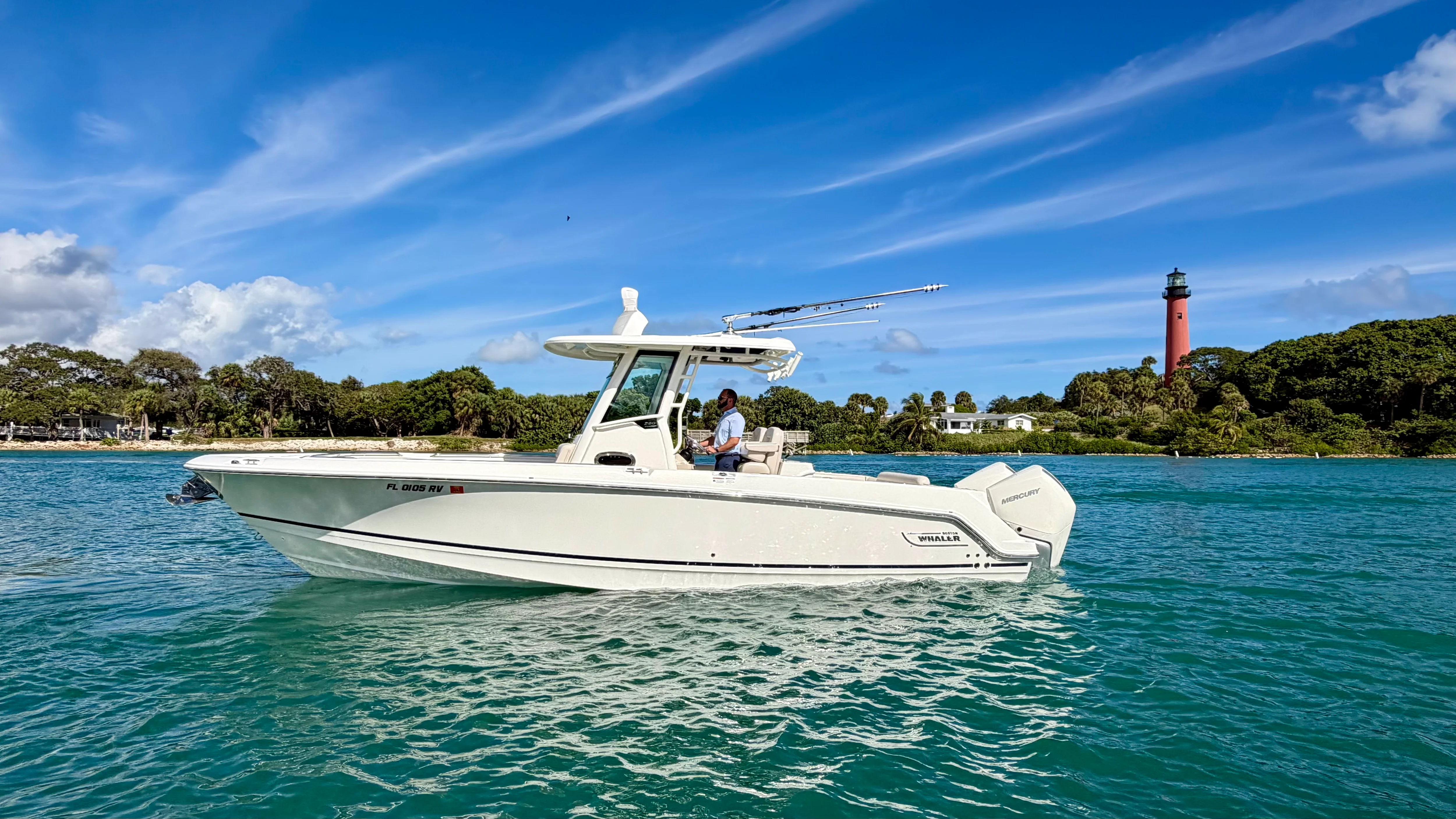 2019 Boston Whaler 280 OUTRAGE Image Thumbnail #3