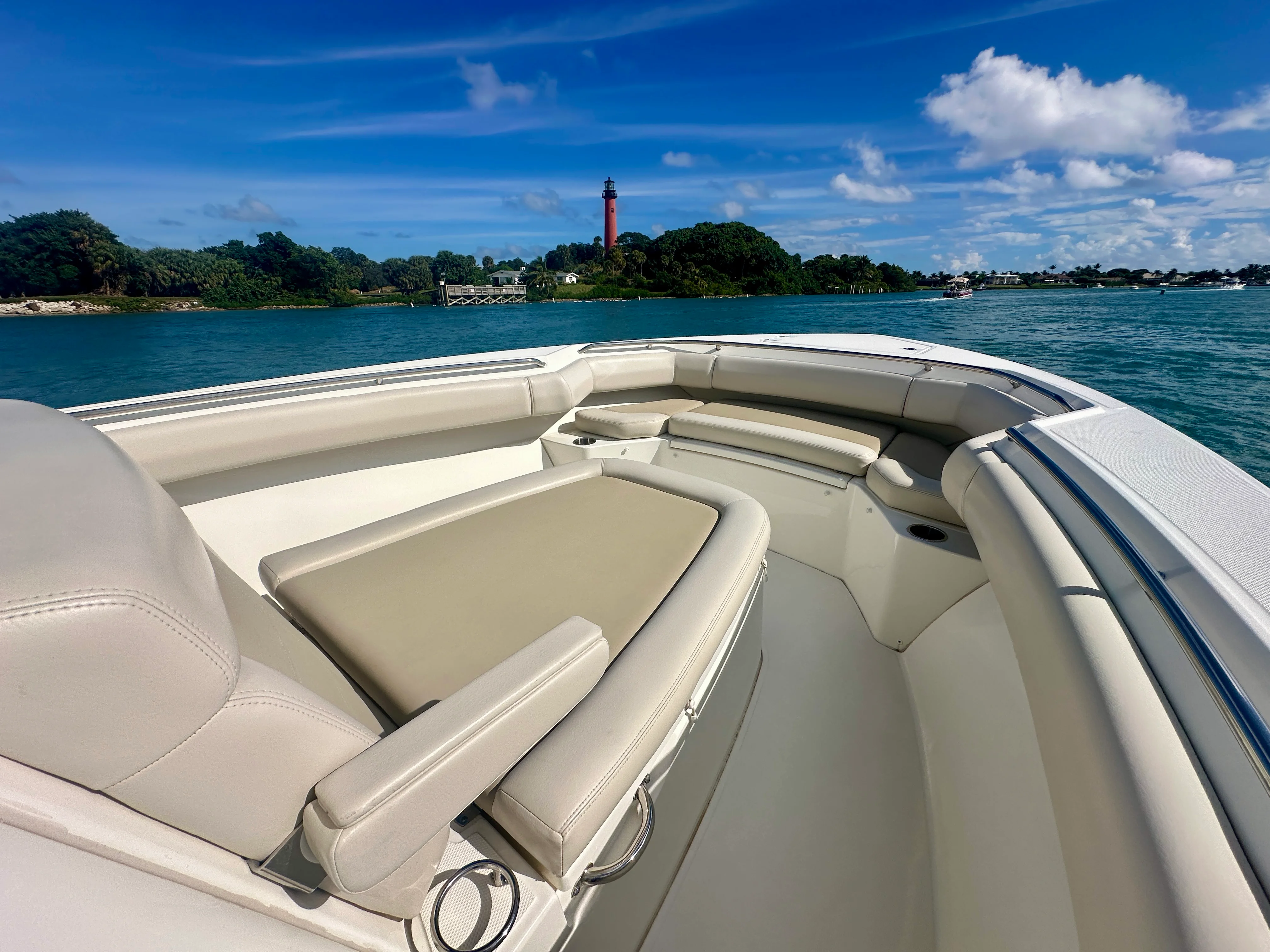 2019 Boston Whaler 280 OUTRAGE Image Thumbnail #6