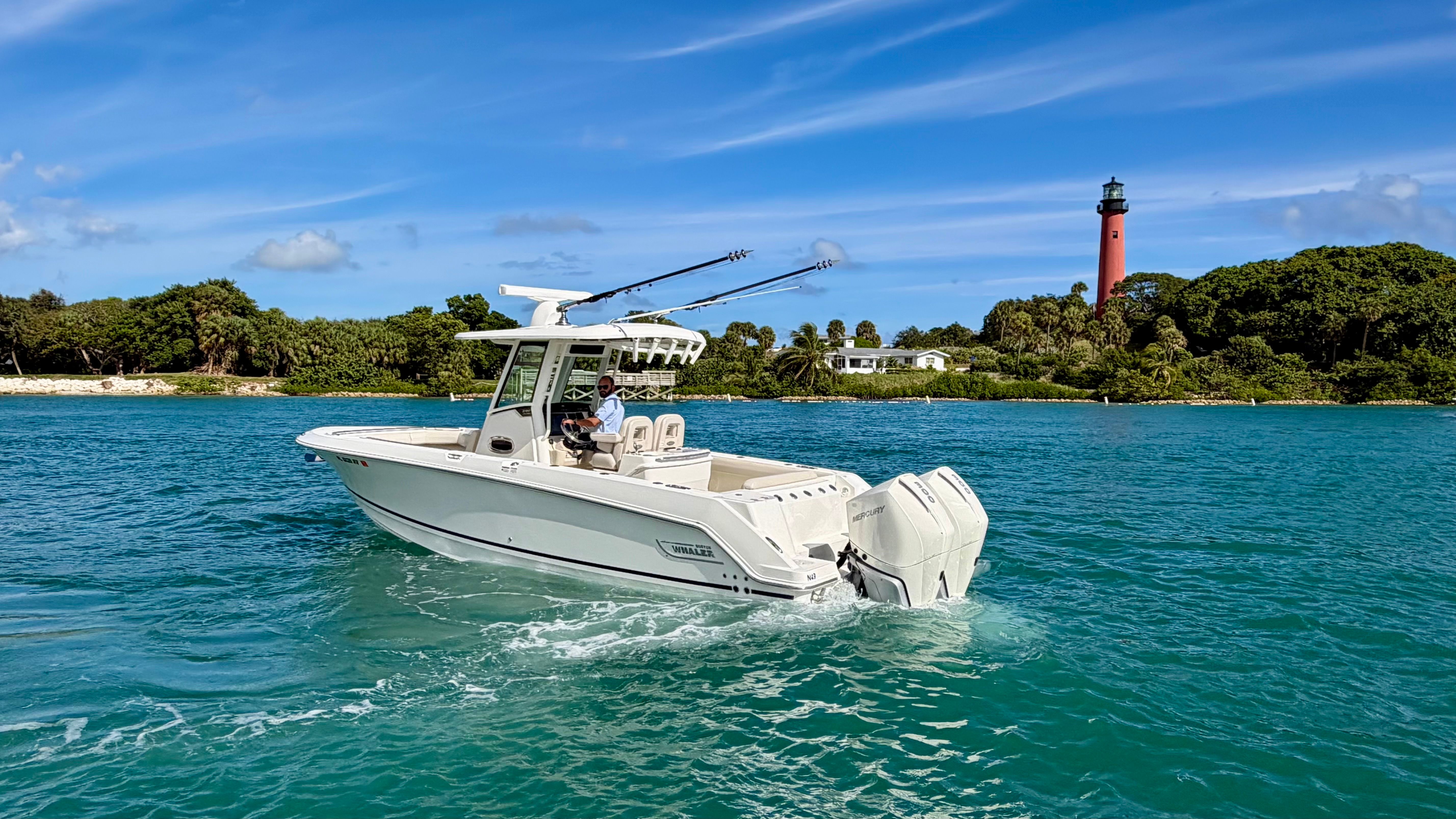 2019 Boston Whaler 280 OUTRAGE Image Thumbnail #4
