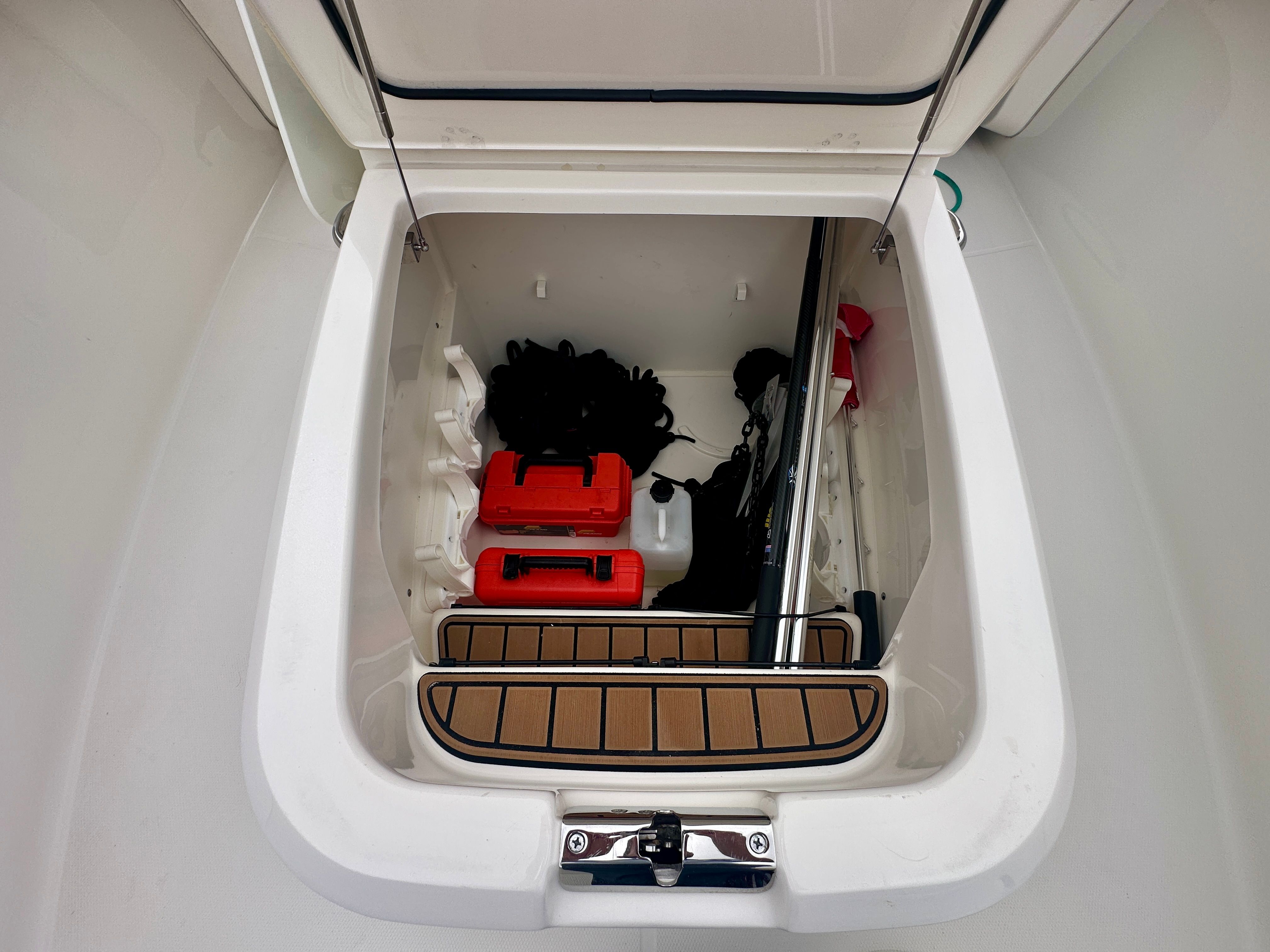 2019 Boston Whaler 280 OUTRAGE Image Thumbnail #10