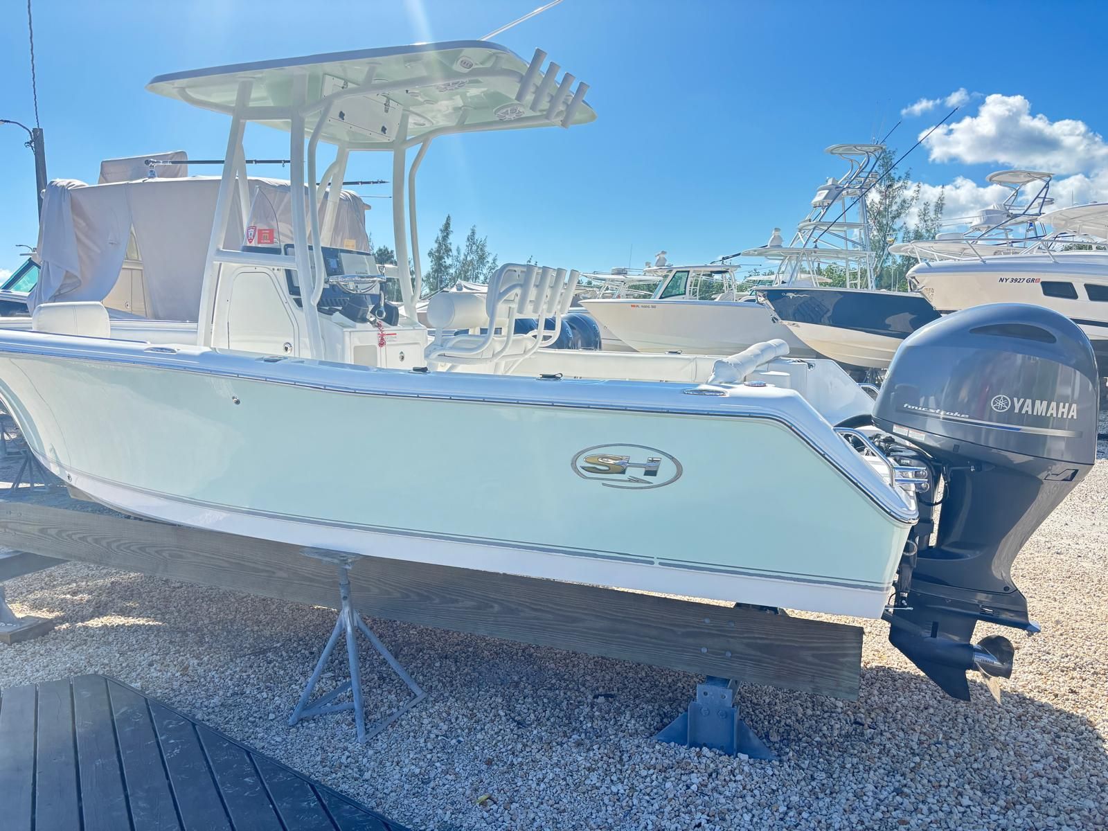 2016 Sea Hunt ULTRA 225 Image Thumbnail #10