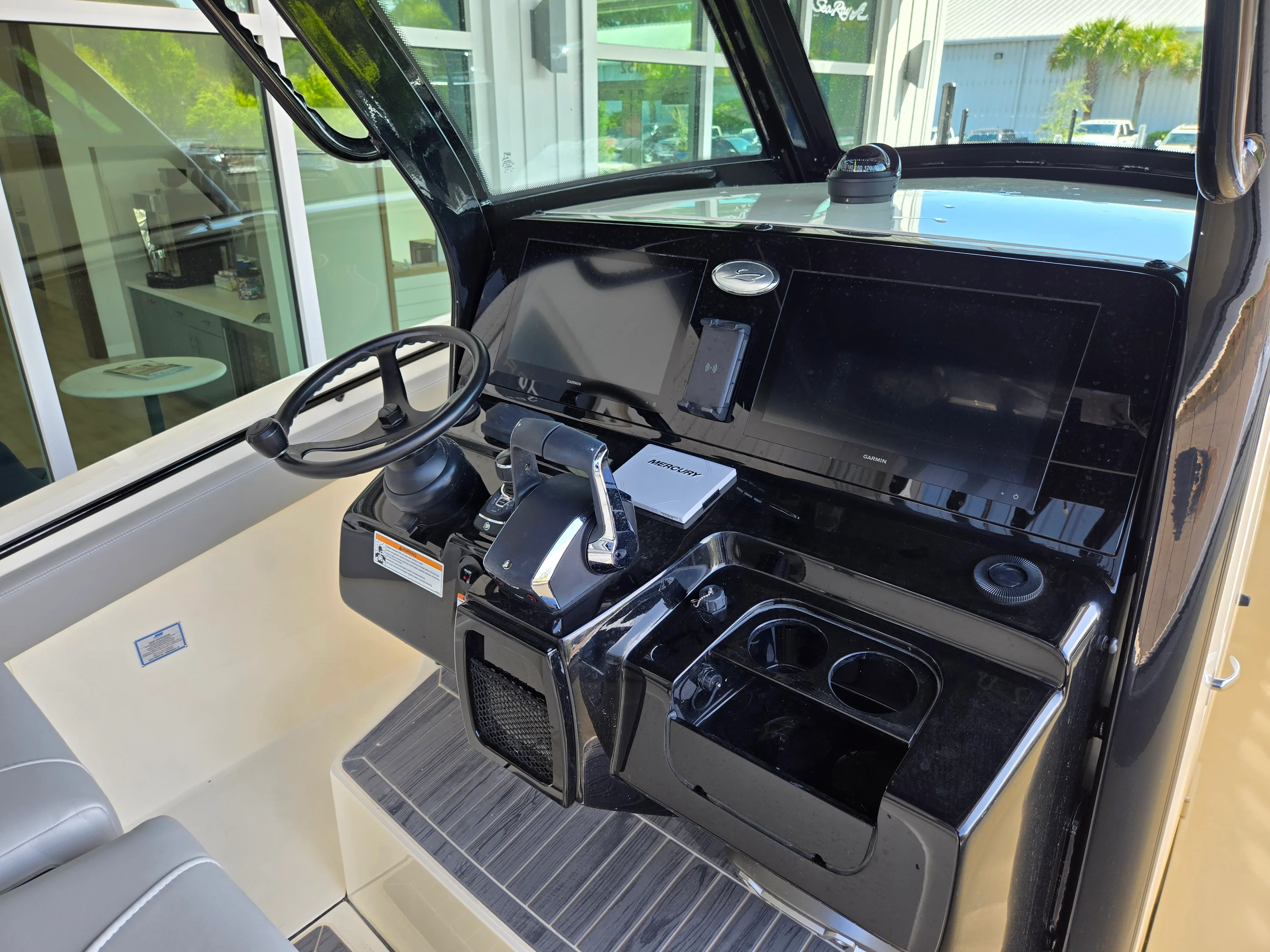 2026 Scout 305 LXF Image Thumbnail #12