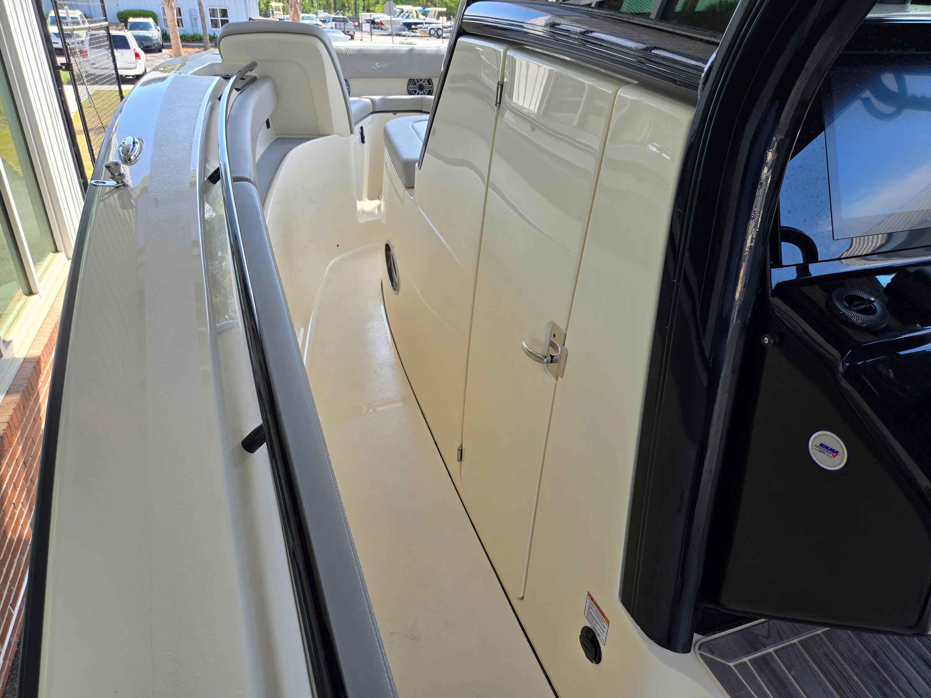 2026 Scout 305 LXF Image Thumbnail #15