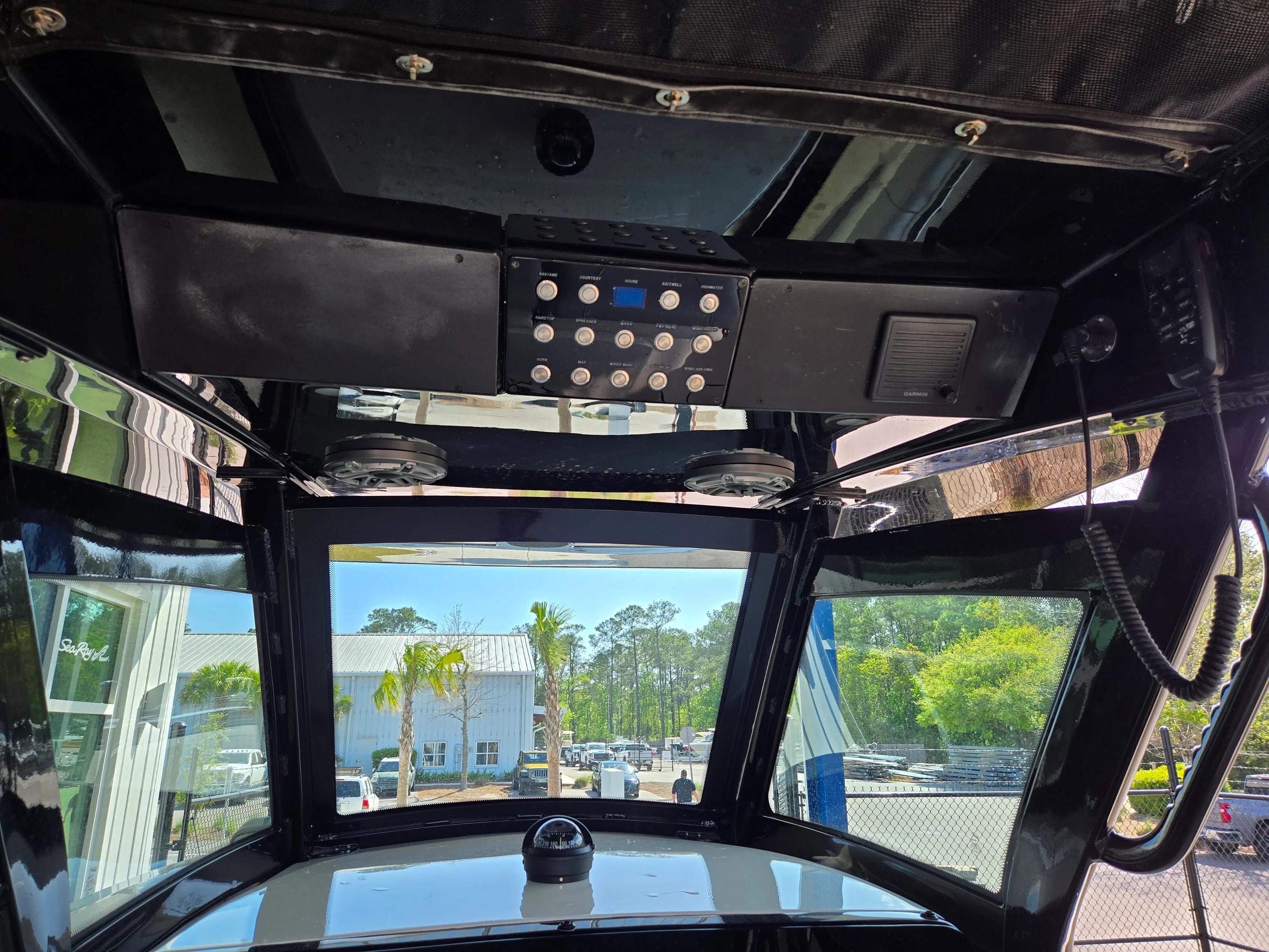 2026 Scout 305 LXF Image Thumbnail #13