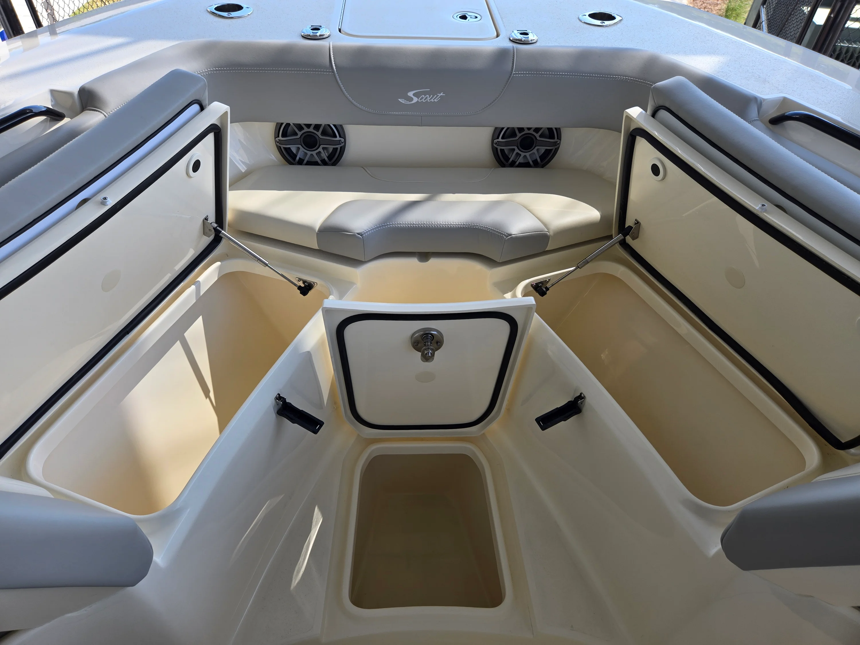 2026 Scout 305 LXF Image Thumbnail #25