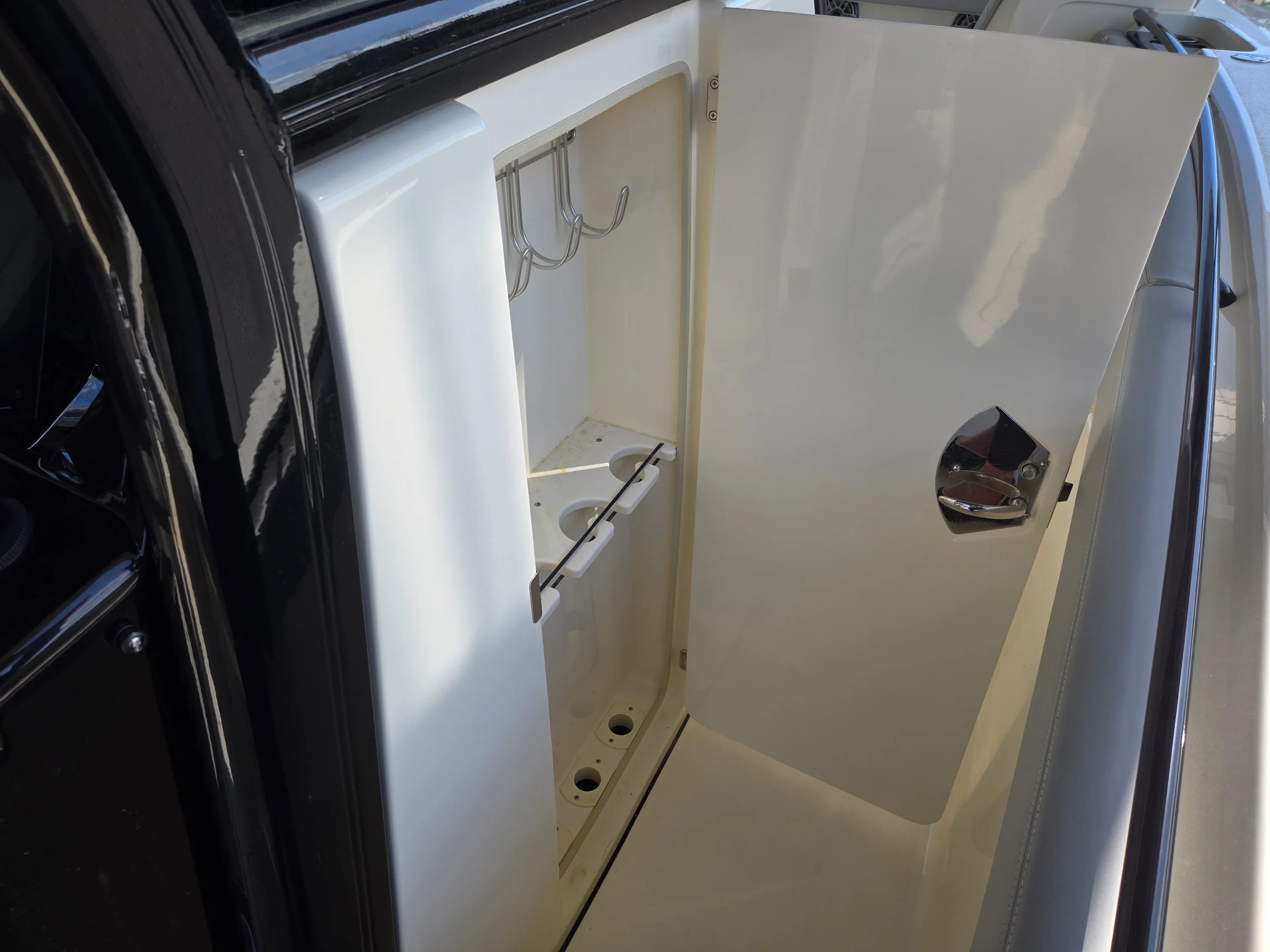 2026 Scout 305 LXF Image Thumbnail #14