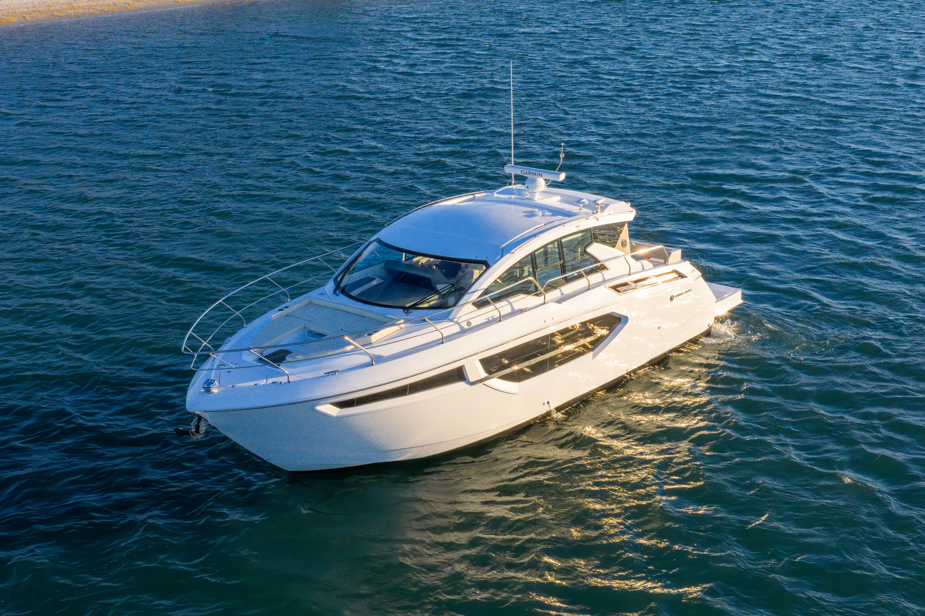 2024 Cruisers Yachts 42 Cantius Image Thumbnail #2