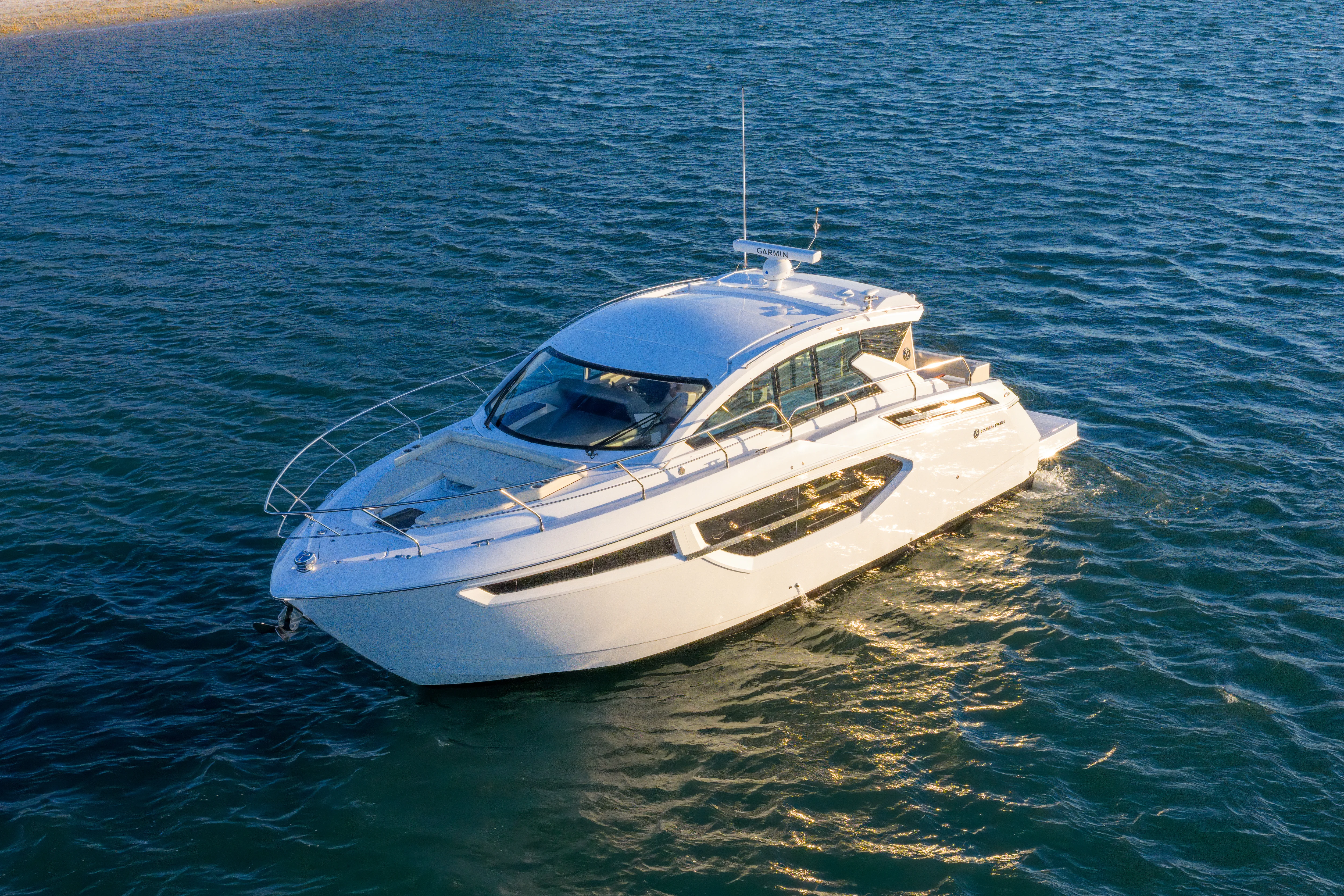 2024 Cruisers Yachts 42 Cantius Image Thumbnail #2