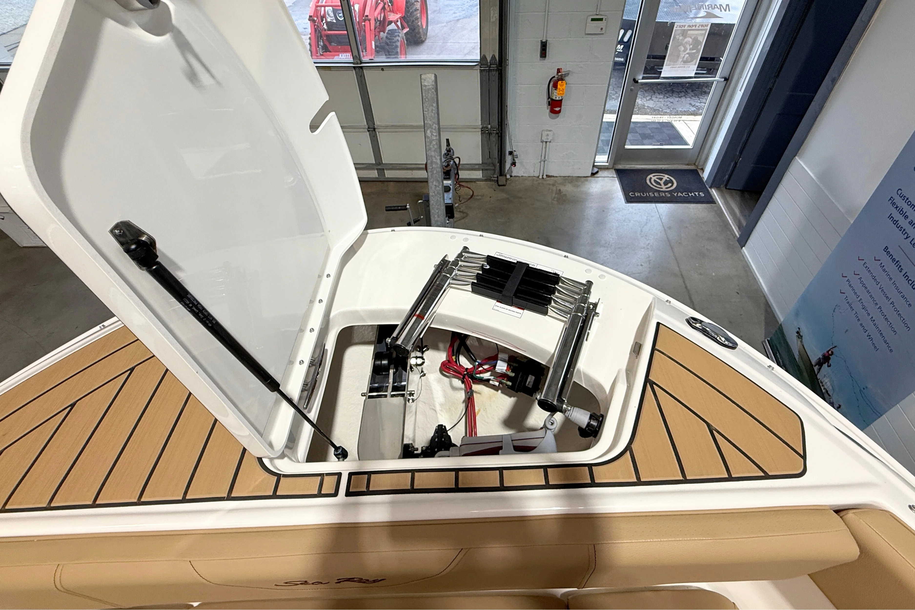 2025 Sea Ray SDX 270 Outboard Image Thumbnail #33