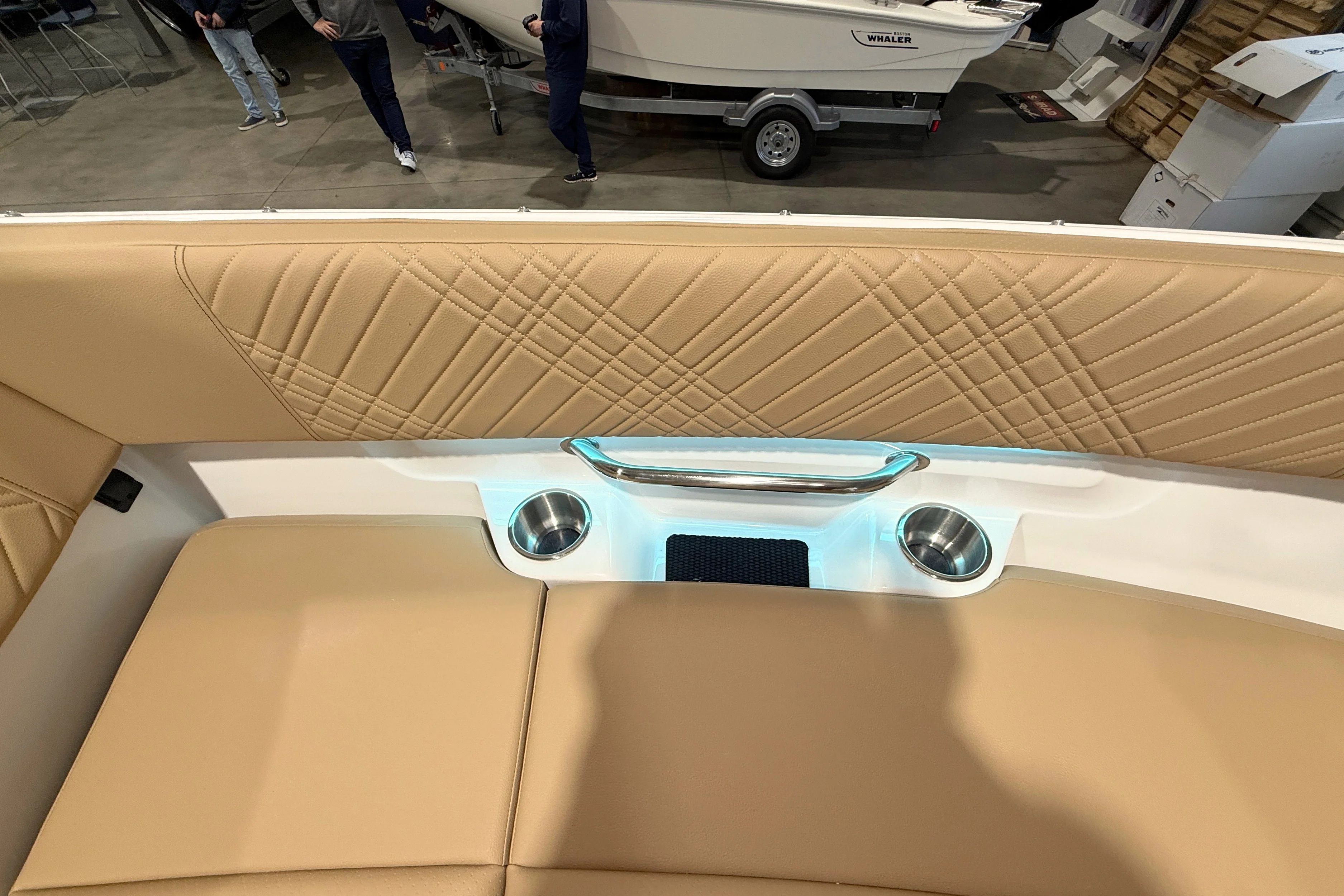 2025 Sea Ray SDX 270 Outboard Image Thumbnail #31