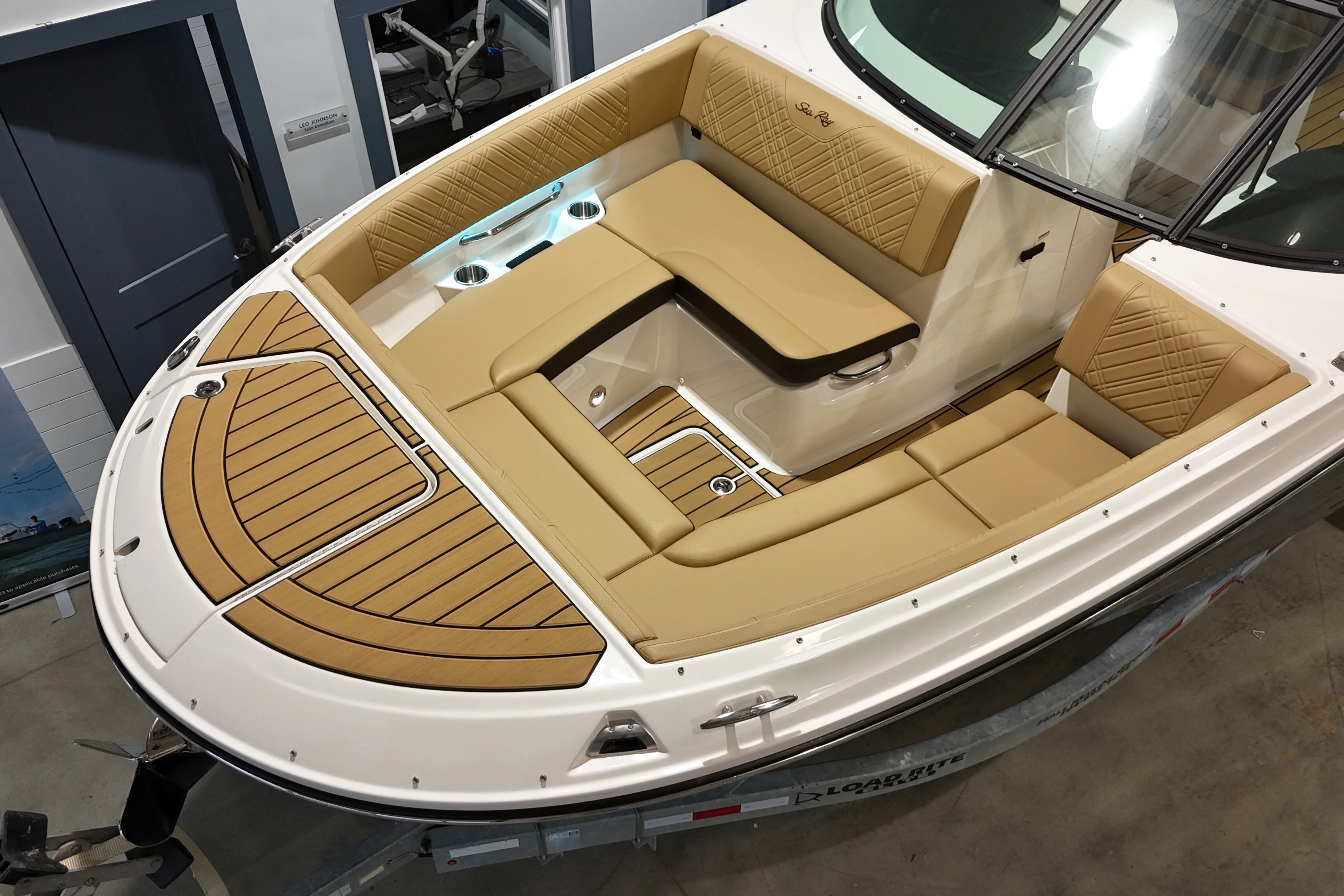 2025 Sea Ray SDX 270 Outboard Image Thumbnail #30