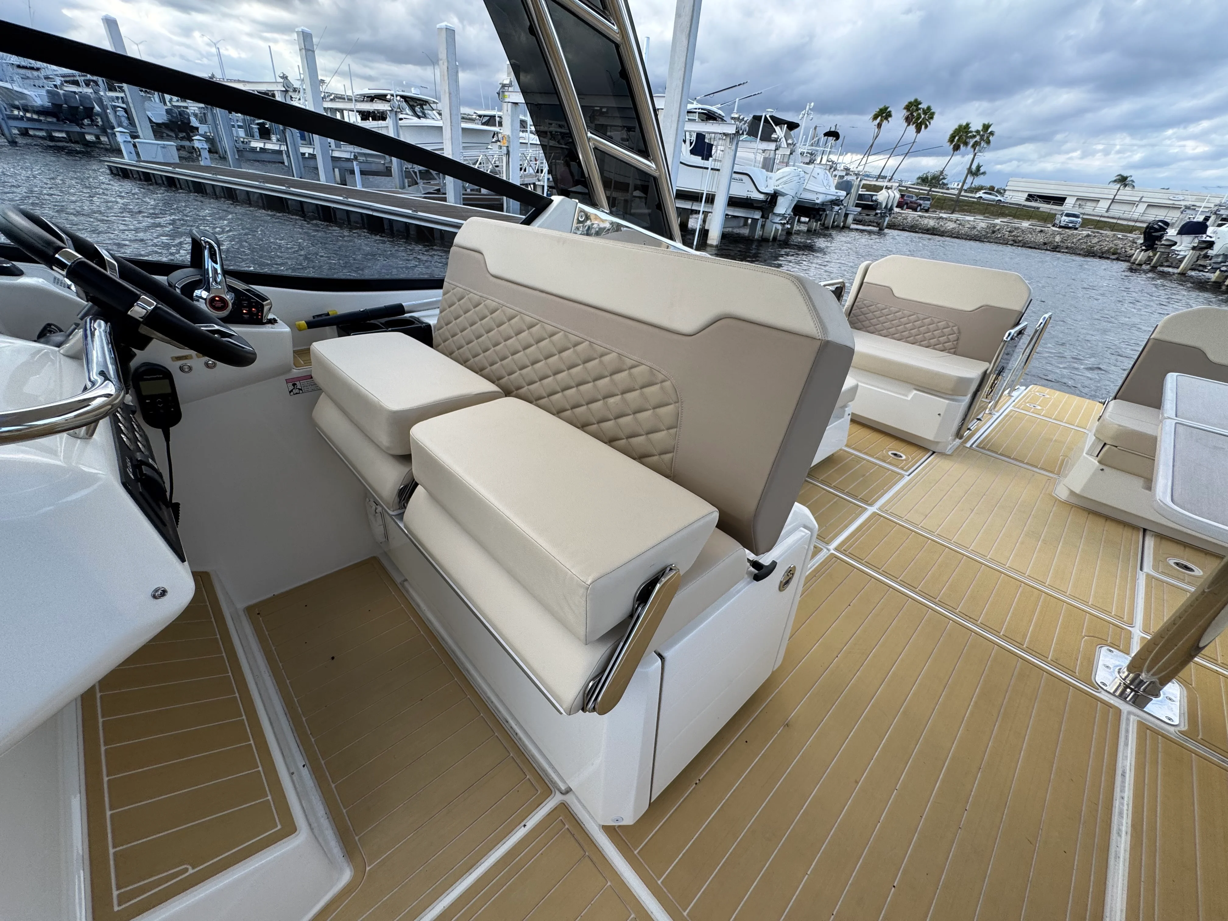 2023 Aquila 32 SPORT Image Thumbnail #29