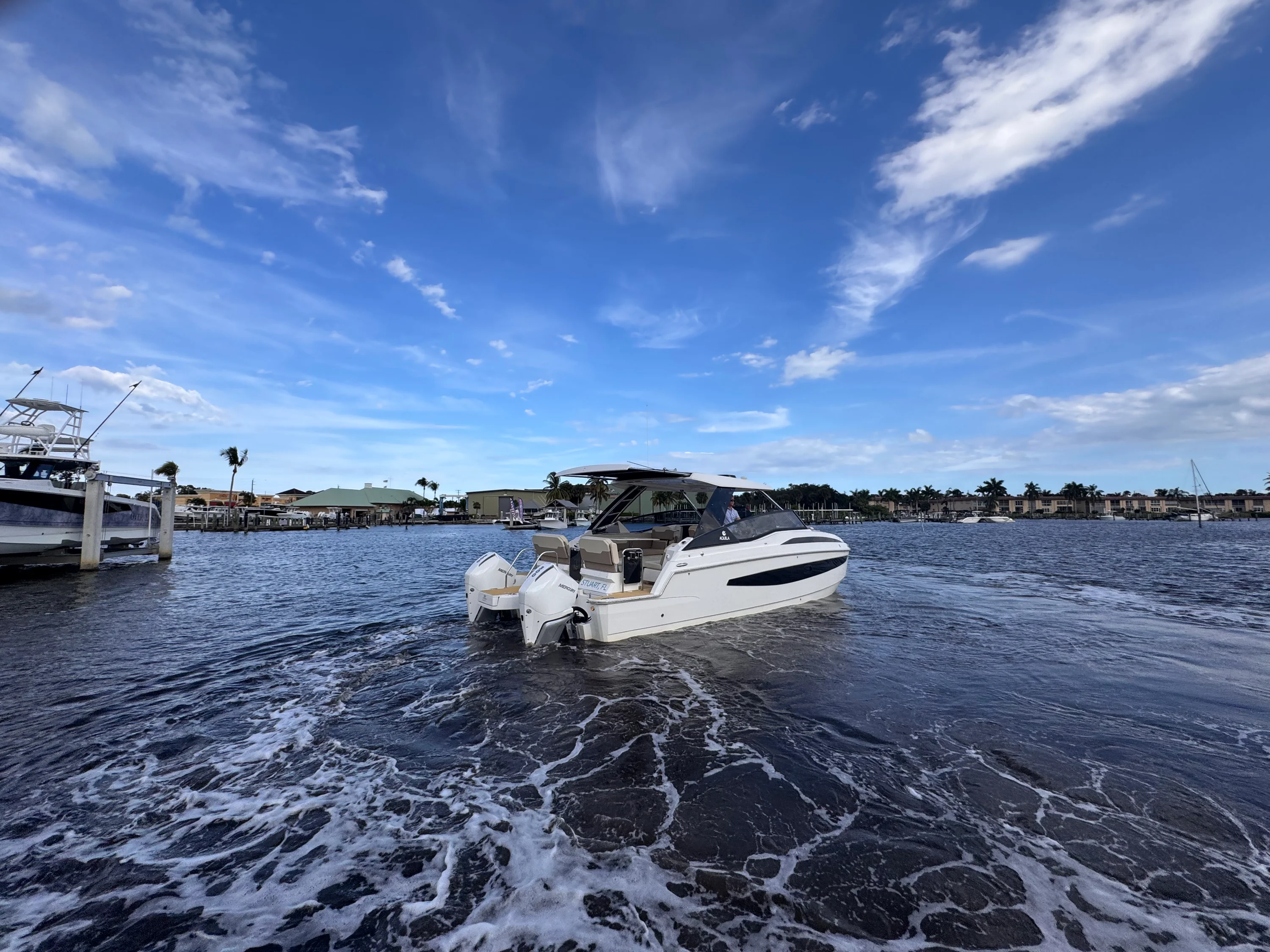 2023 Aquila 32 SPORT Image Thumbnail #10