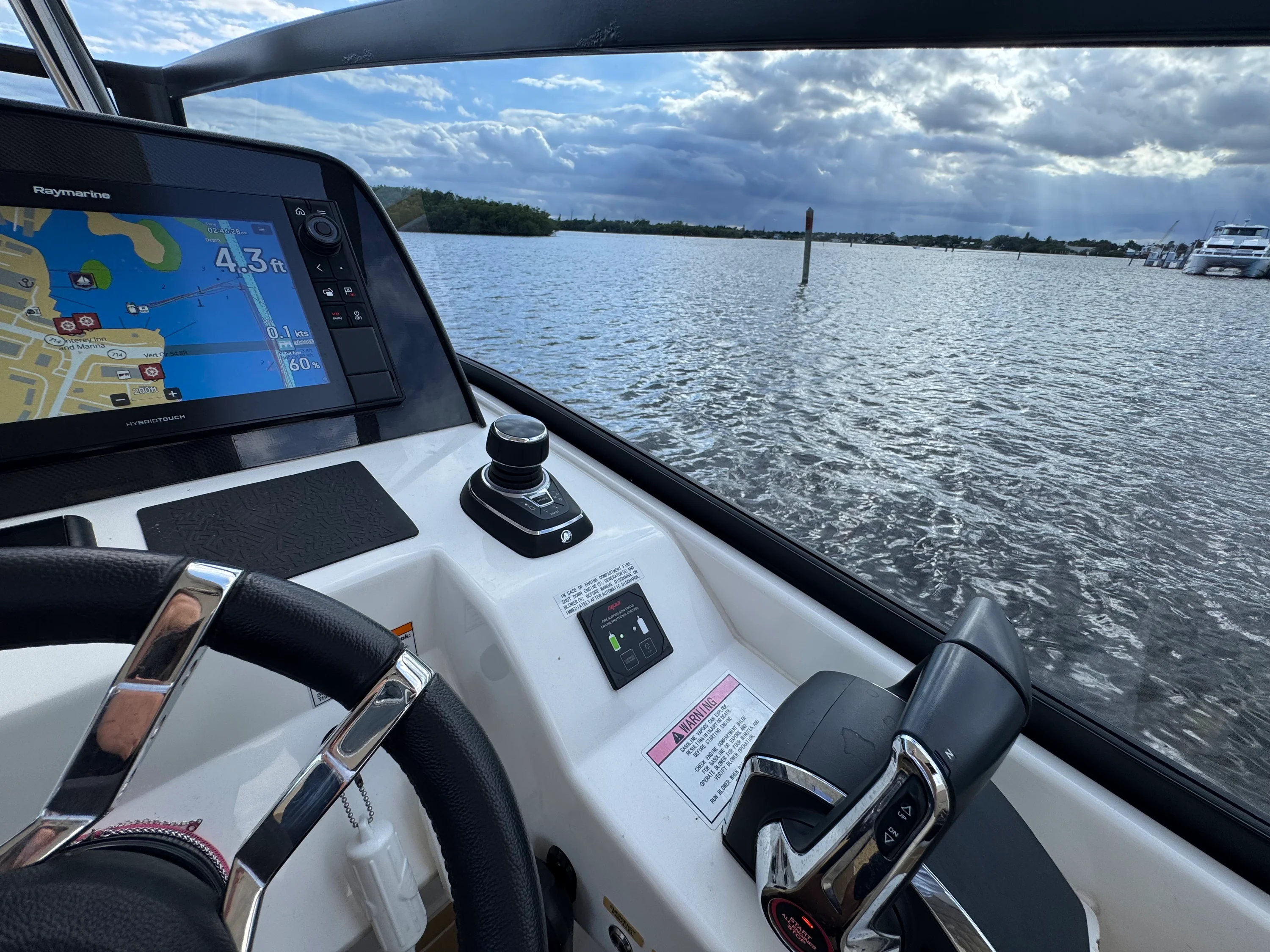 2023 Aquila 32 SPORT Image Thumbnail #34