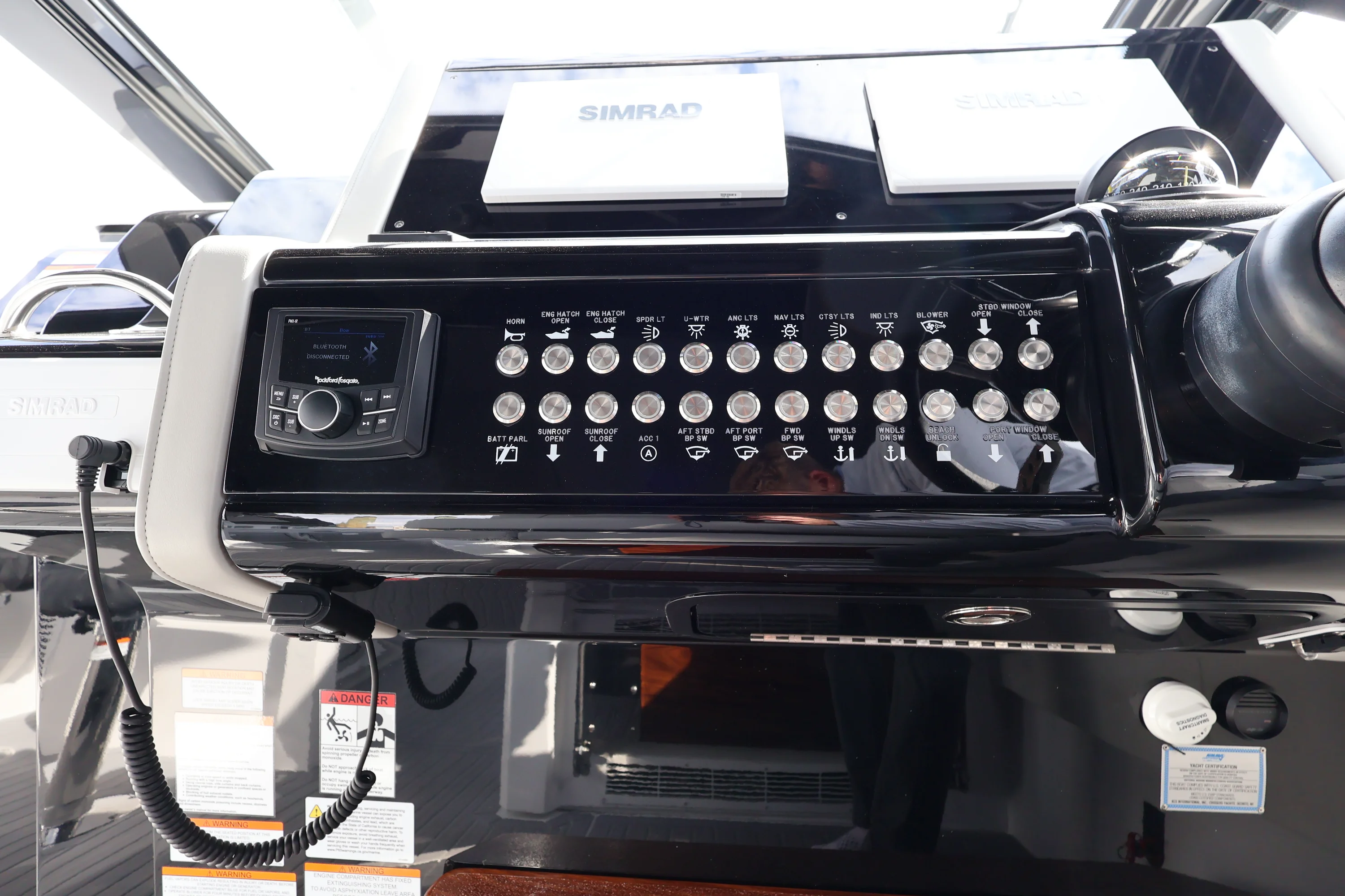 2026 Cruisers Yachts 42 GLS Outboard Image Thumbnail #26