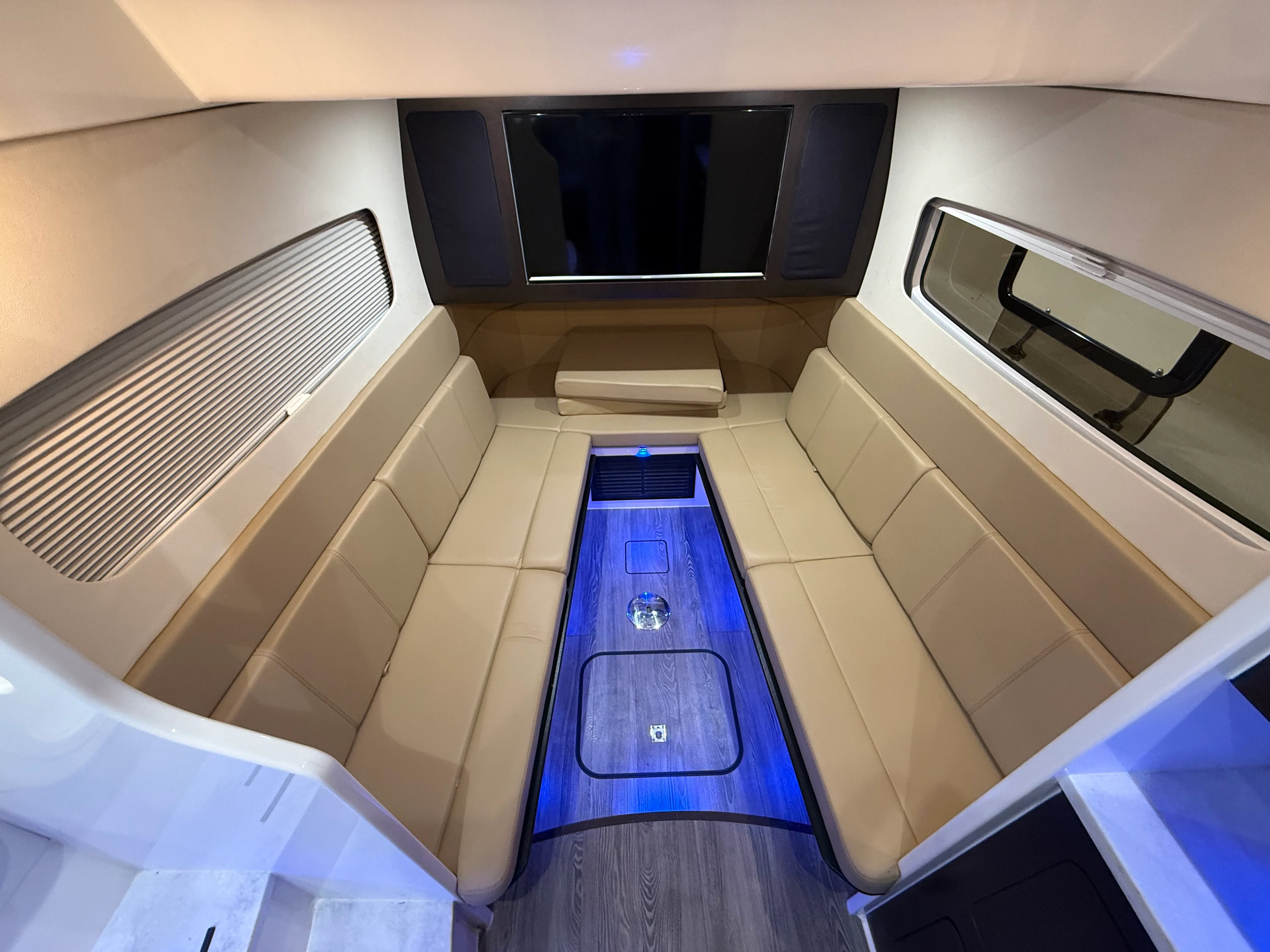 2018 Scout 380 LXF Image Thumbnail #18