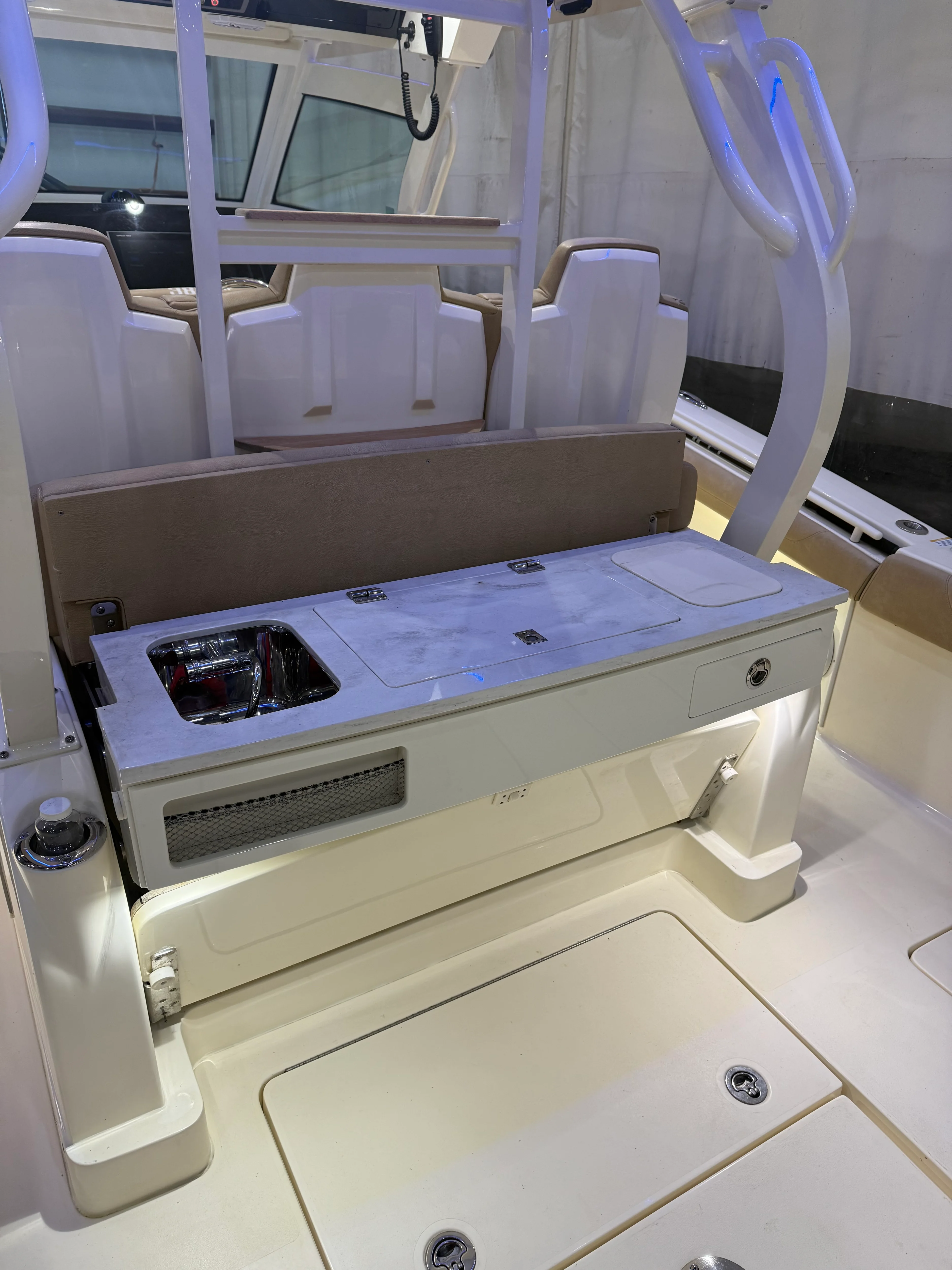 2018 Scout 380 LXF Image Thumbnail #7