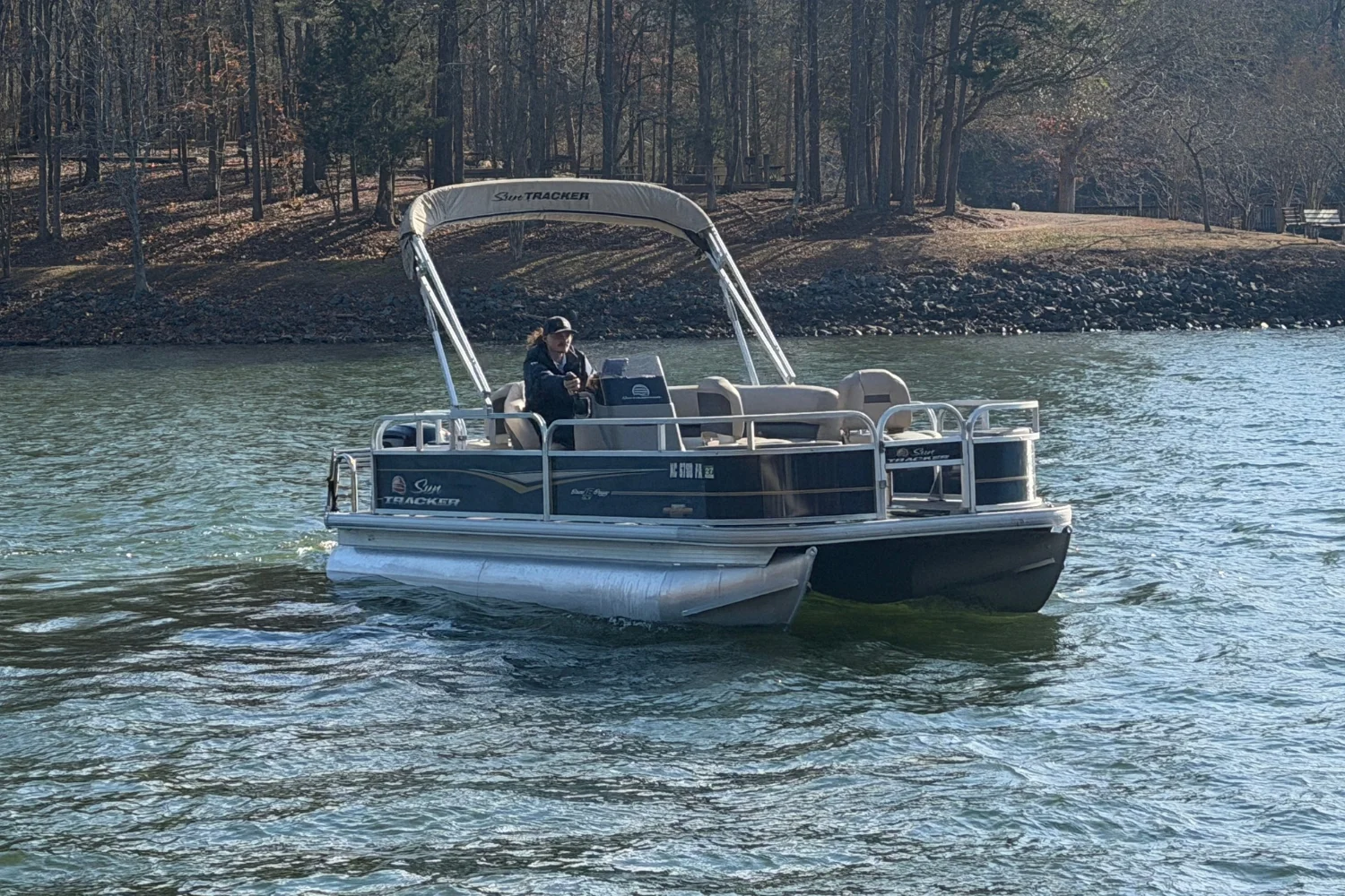 2023 Sun Tracker BB18 Image Thumbnail #6