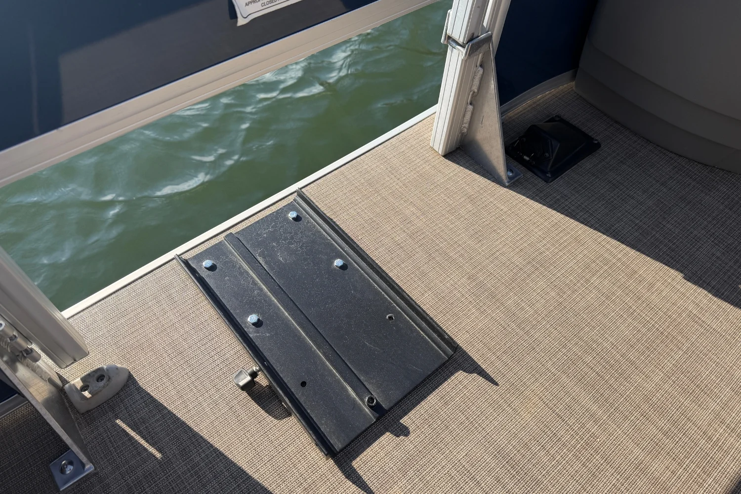 2023 Sun Tracker BB18 Image Thumbnail #28