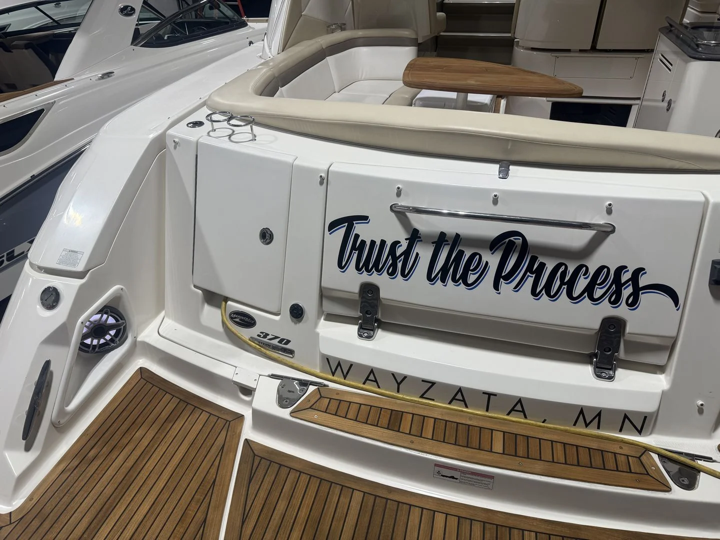 2012 Sea Ray 37 SUNDANCER Image Thumbnail #38