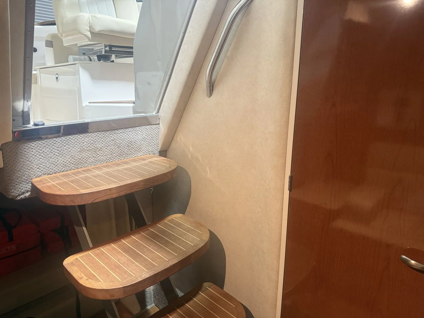 2012 Sea Ray 37 SUNDANCER Image Thumbnail #25