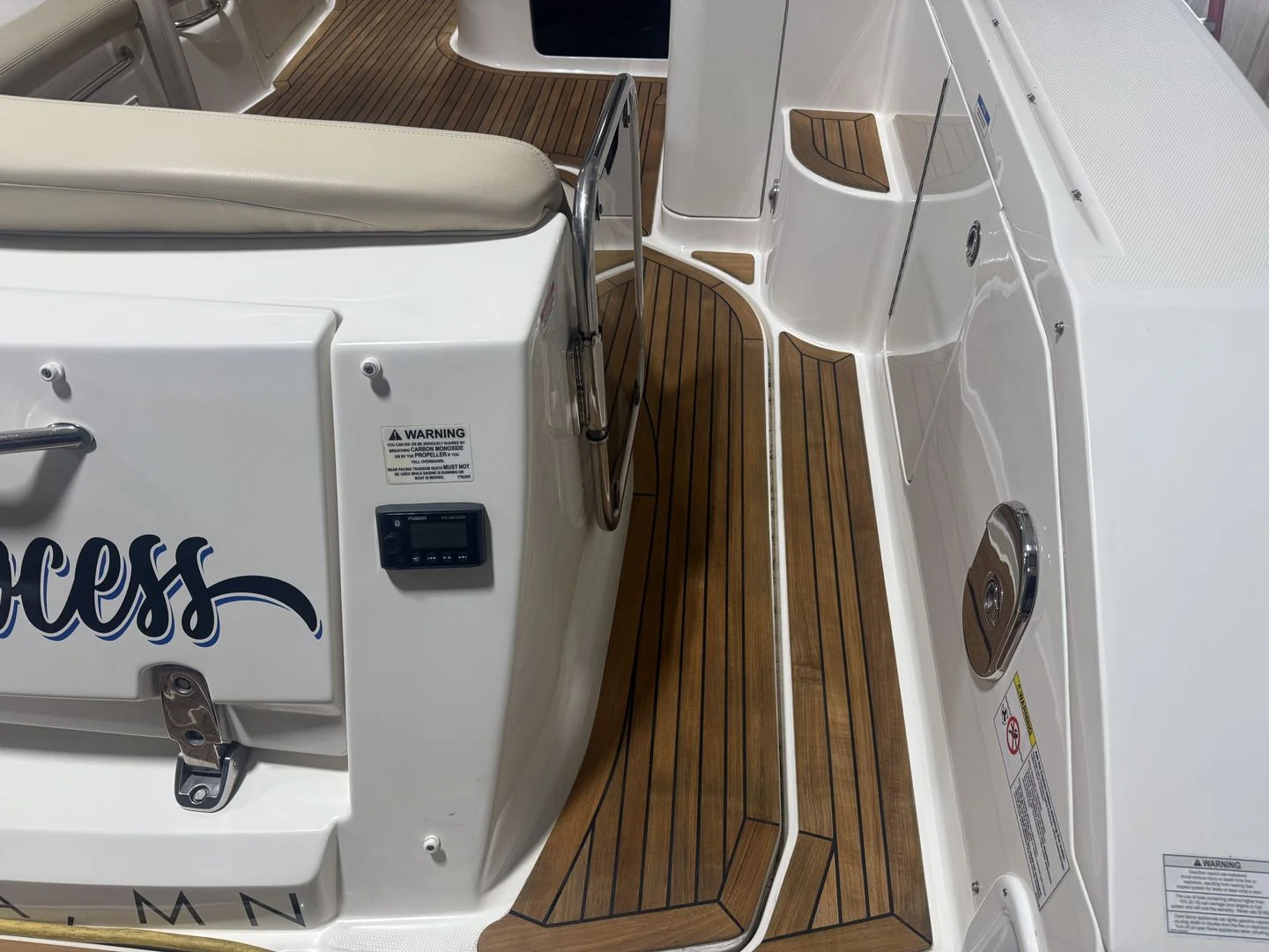 2012 Sea Ray 37 SUNDANCER Image Thumbnail #28