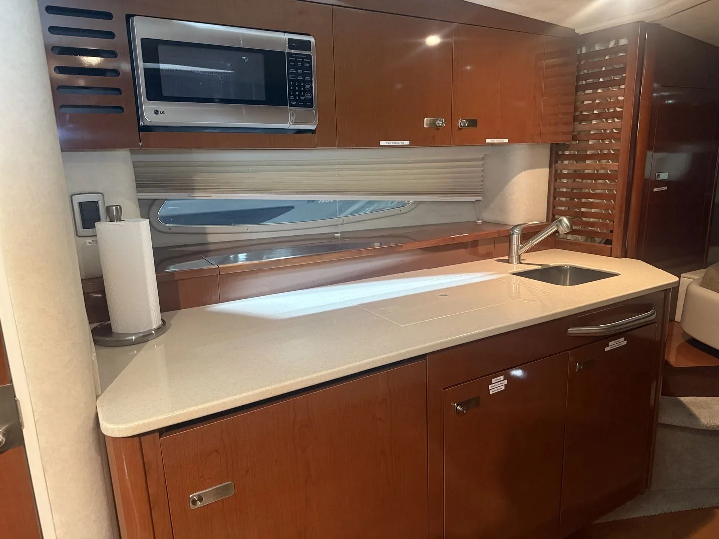 2012 Sea Ray 37 SUNDANCER Image Thumbnail #41