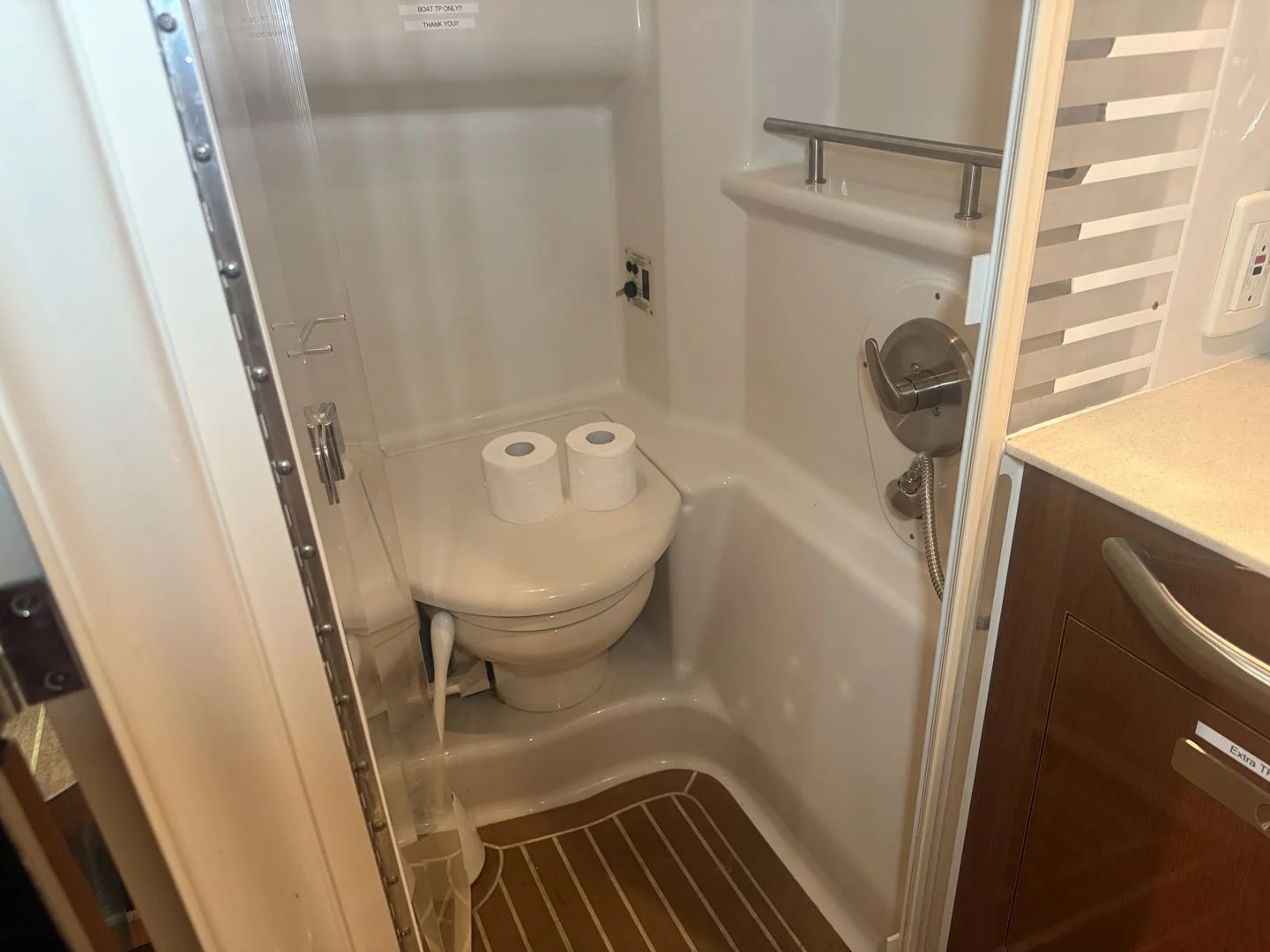 2012 Sea Ray 37 SUNDANCER Image Thumbnail #65