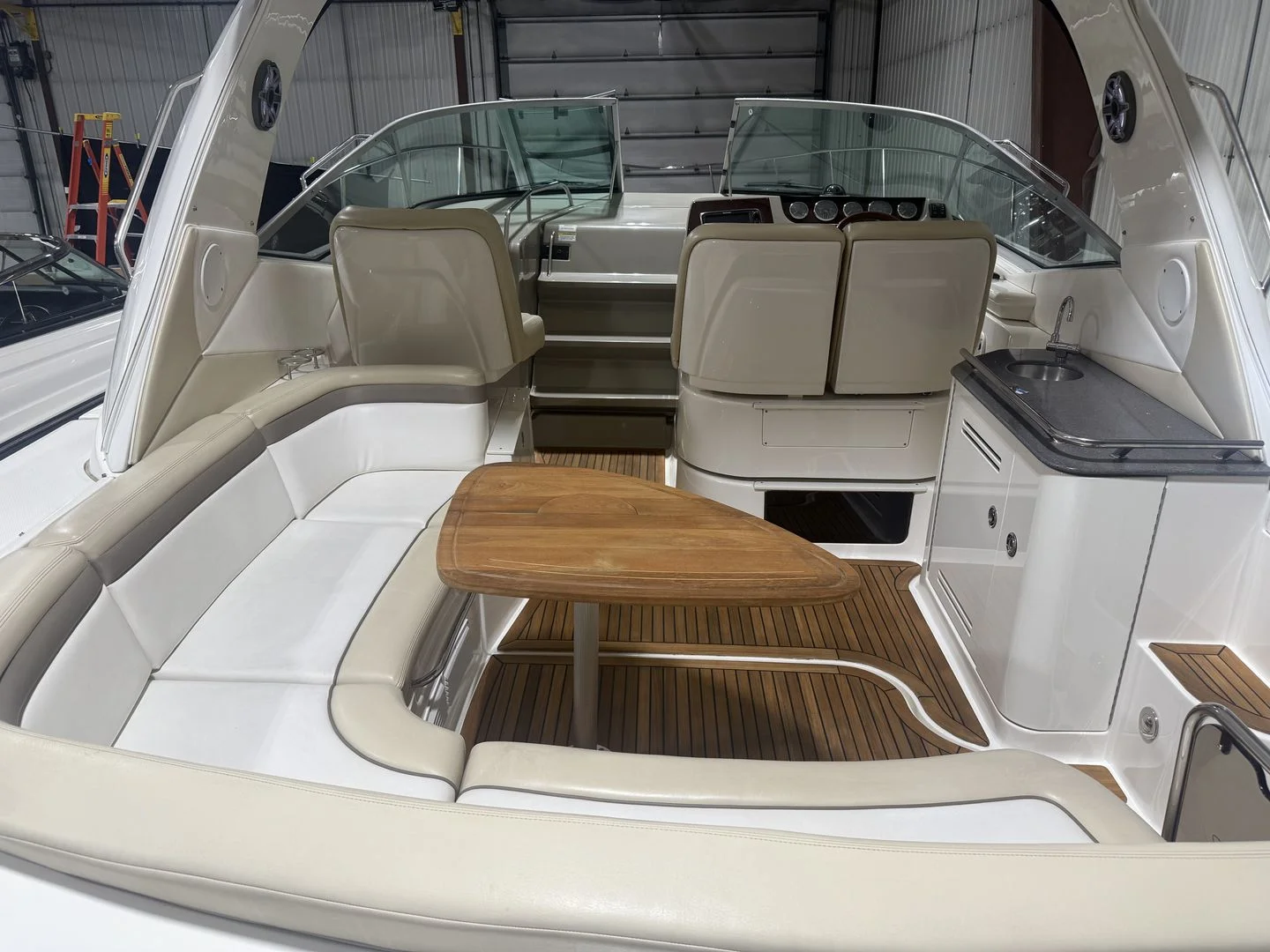 2012 Sea Ray 37 SUNDANCER Image Thumbnail #47