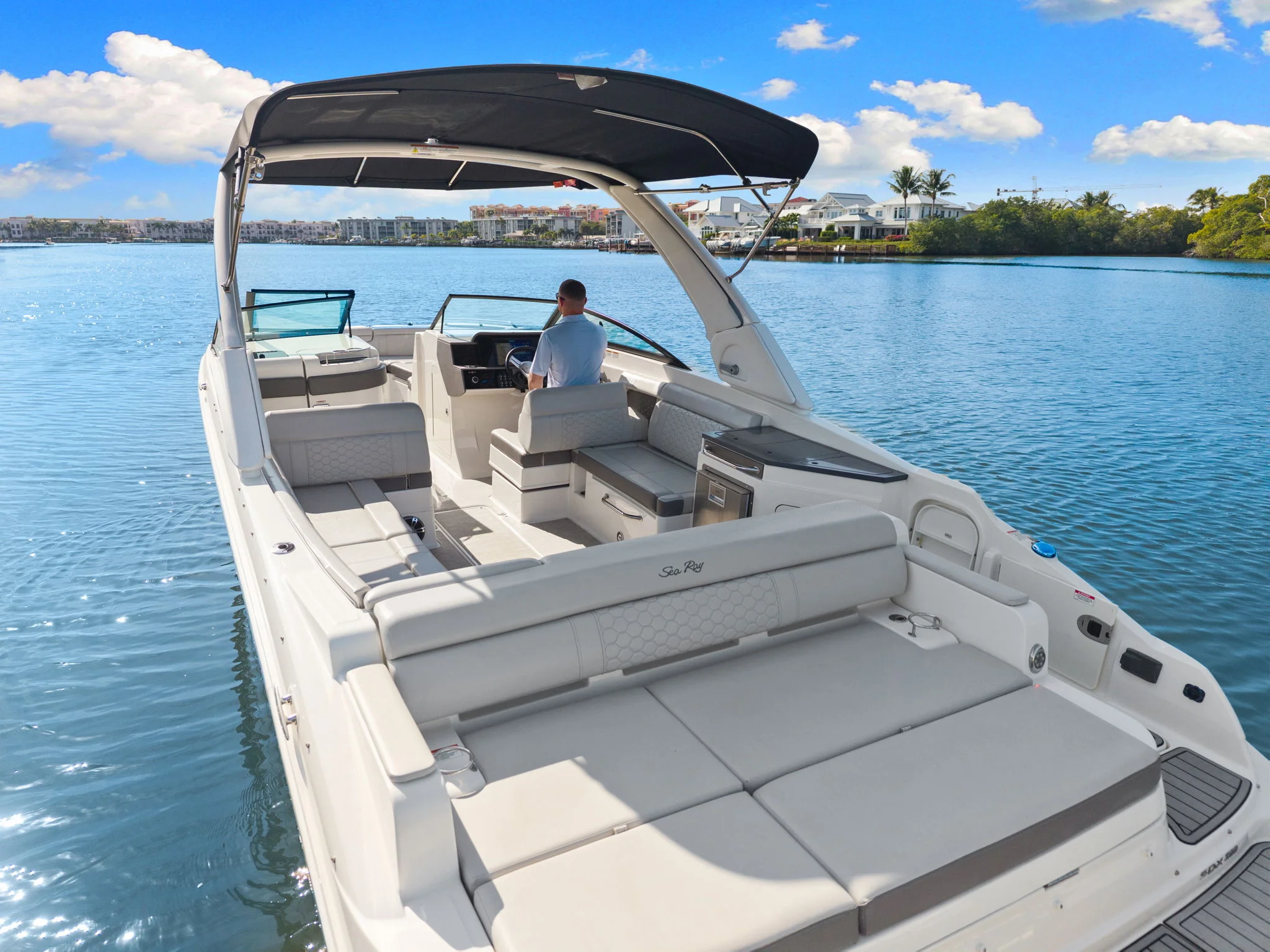 2021 Sea Ray 290 SDX OUTBOARD Image Thumbnail #8