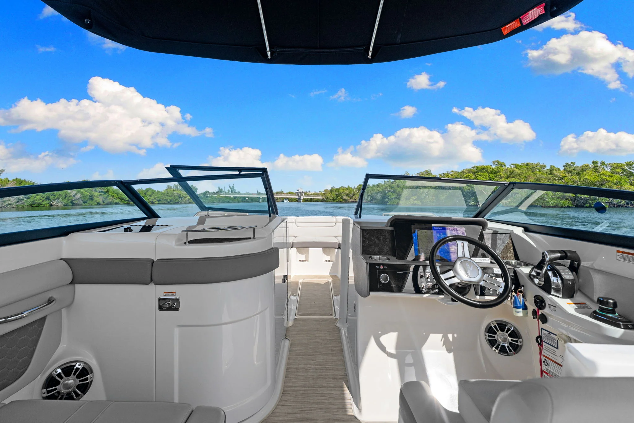 2021 Sea Ray 290 SDX OUTBOARD Image Thumbnail #17