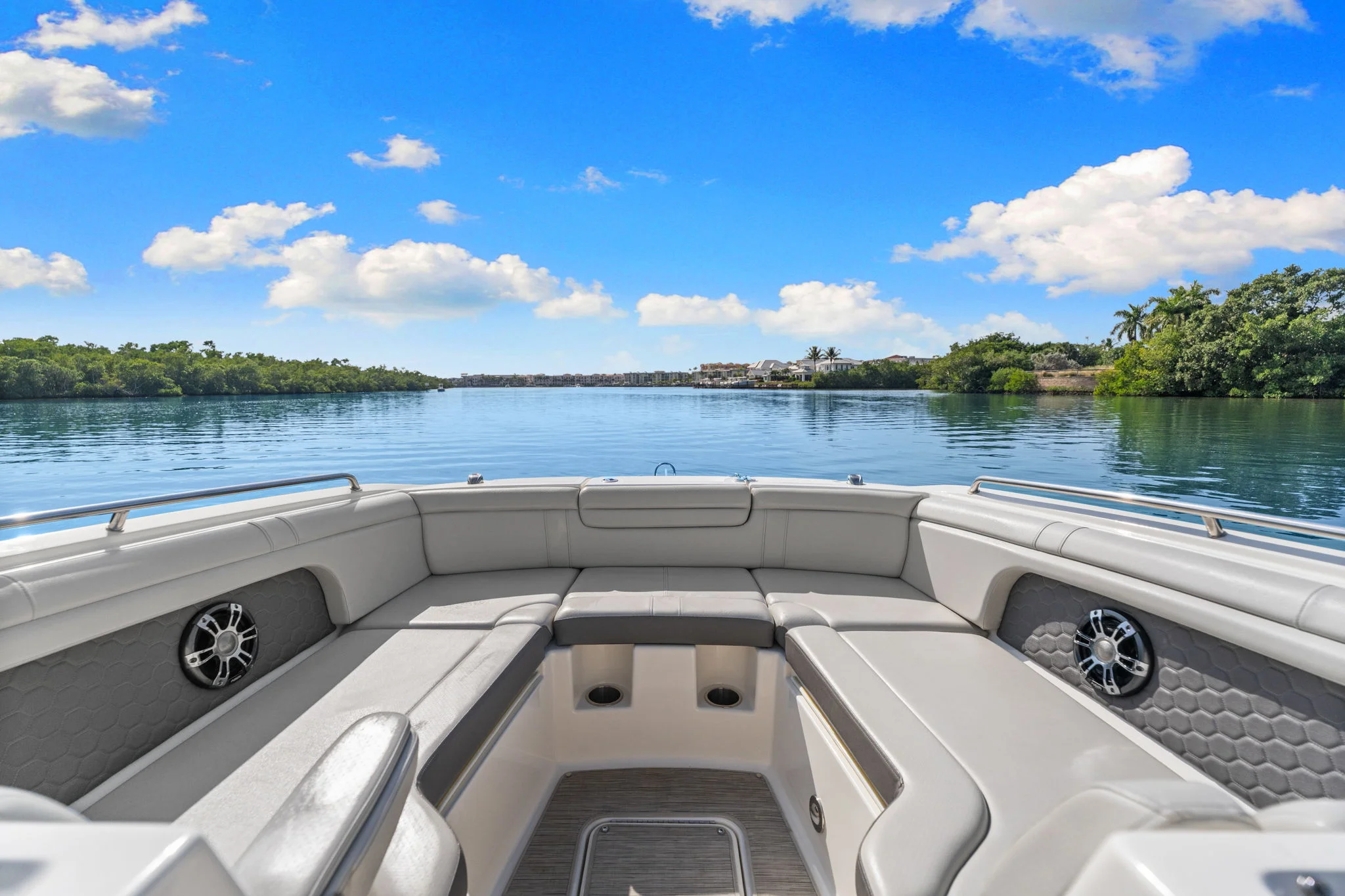 2021 Sea Ray 290 SDX OUTBOARD Image Thumbnail #13