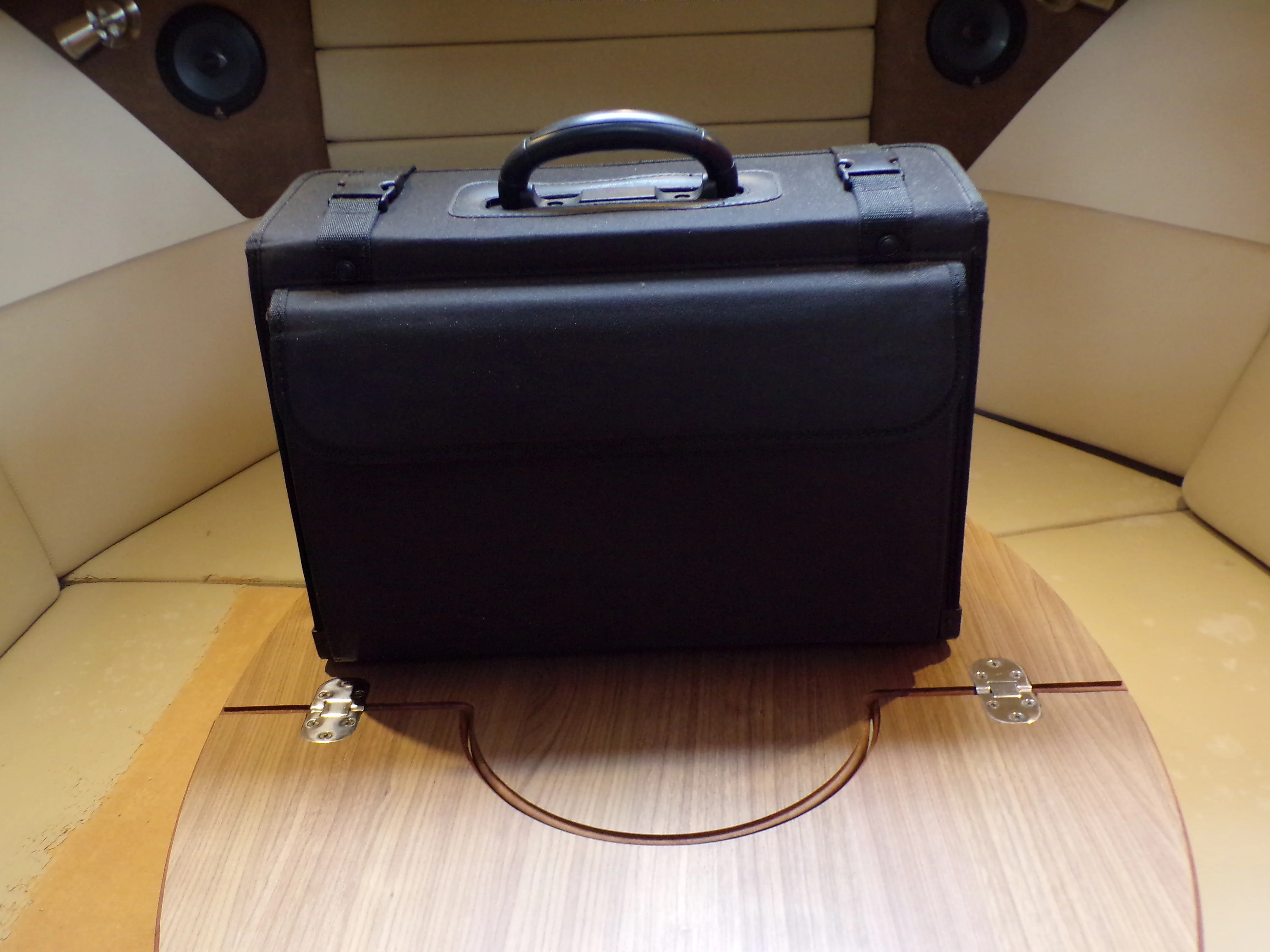 2014 Boston Whaler 315 CONQUEST Image Thumbnail #46