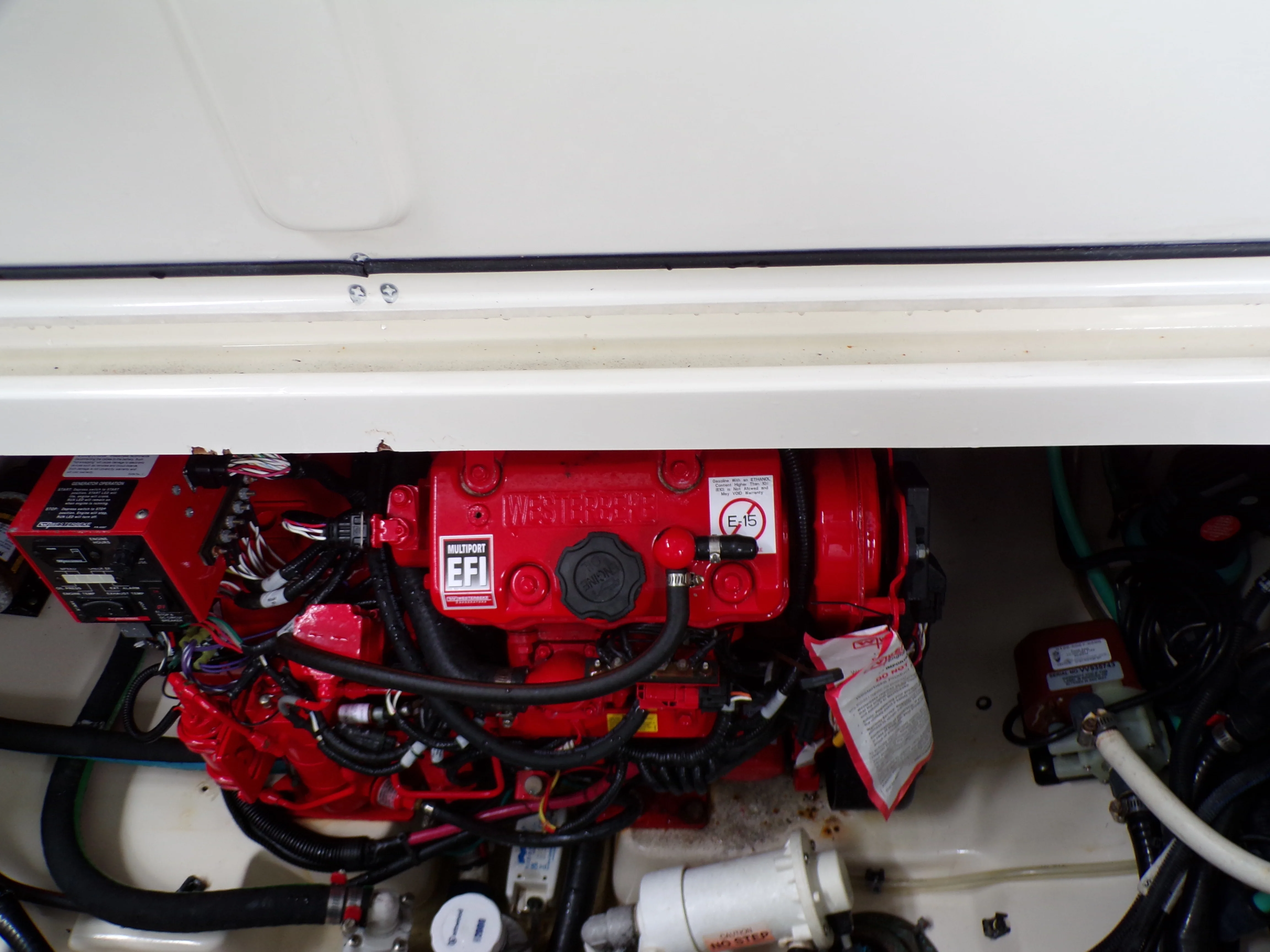 2014 Boston Whaler 315 CONQUEST Image Thumbnail #11