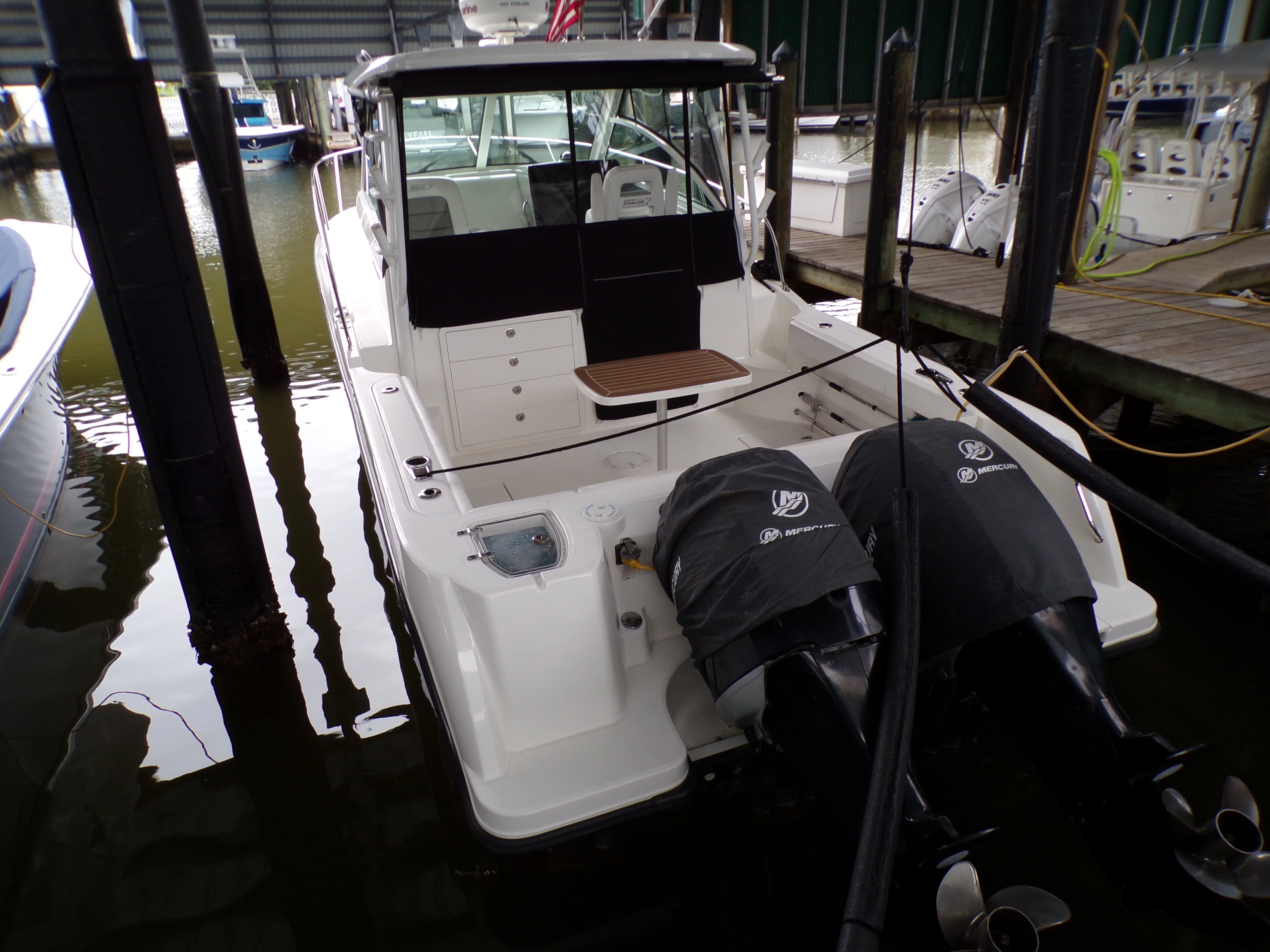 2014 Boston Whaler 315 CONQUEST Image Thumbnail #5