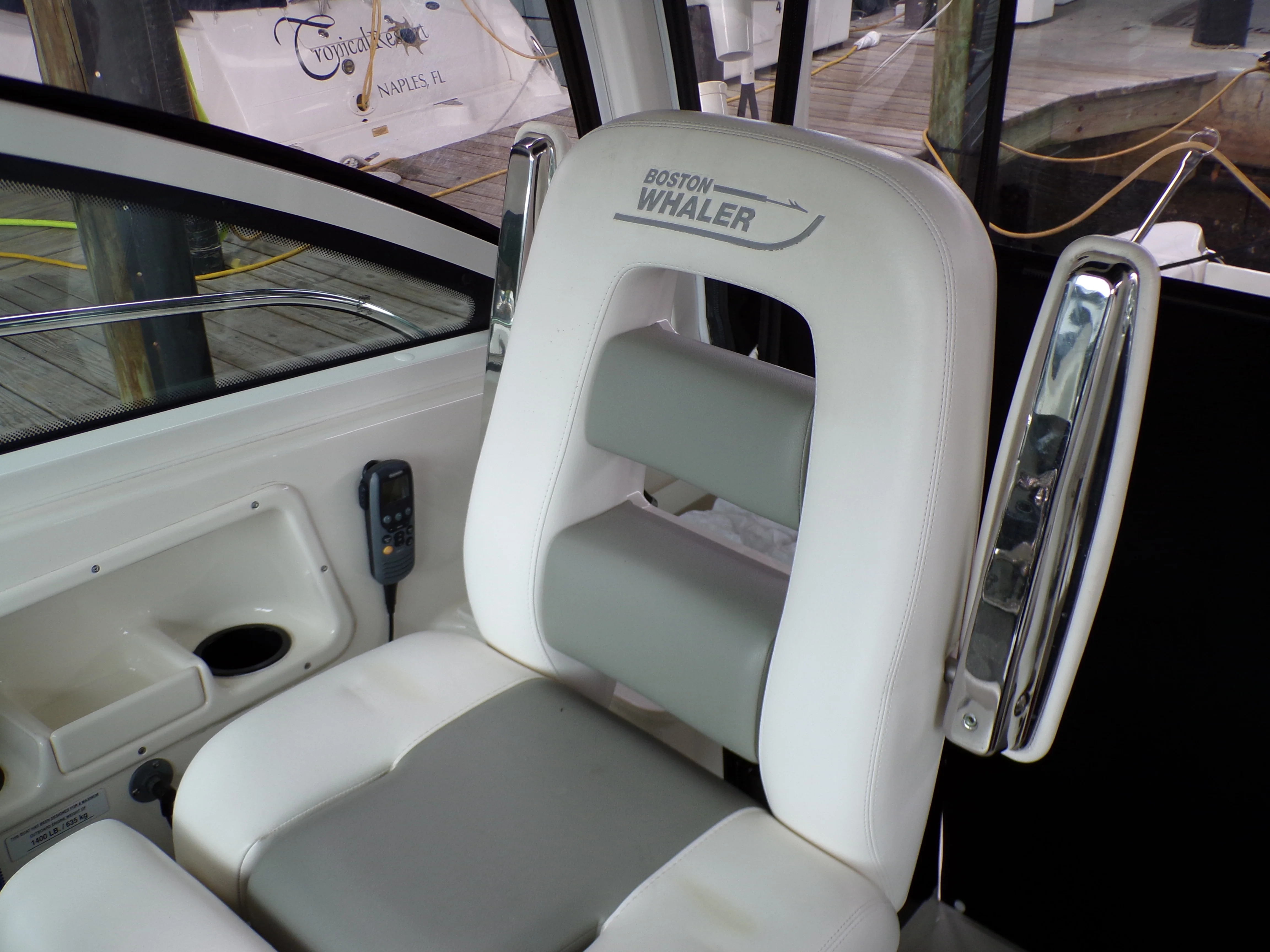 2014 Boston Whaler 315 CONQUEST Image Thumbnail #36